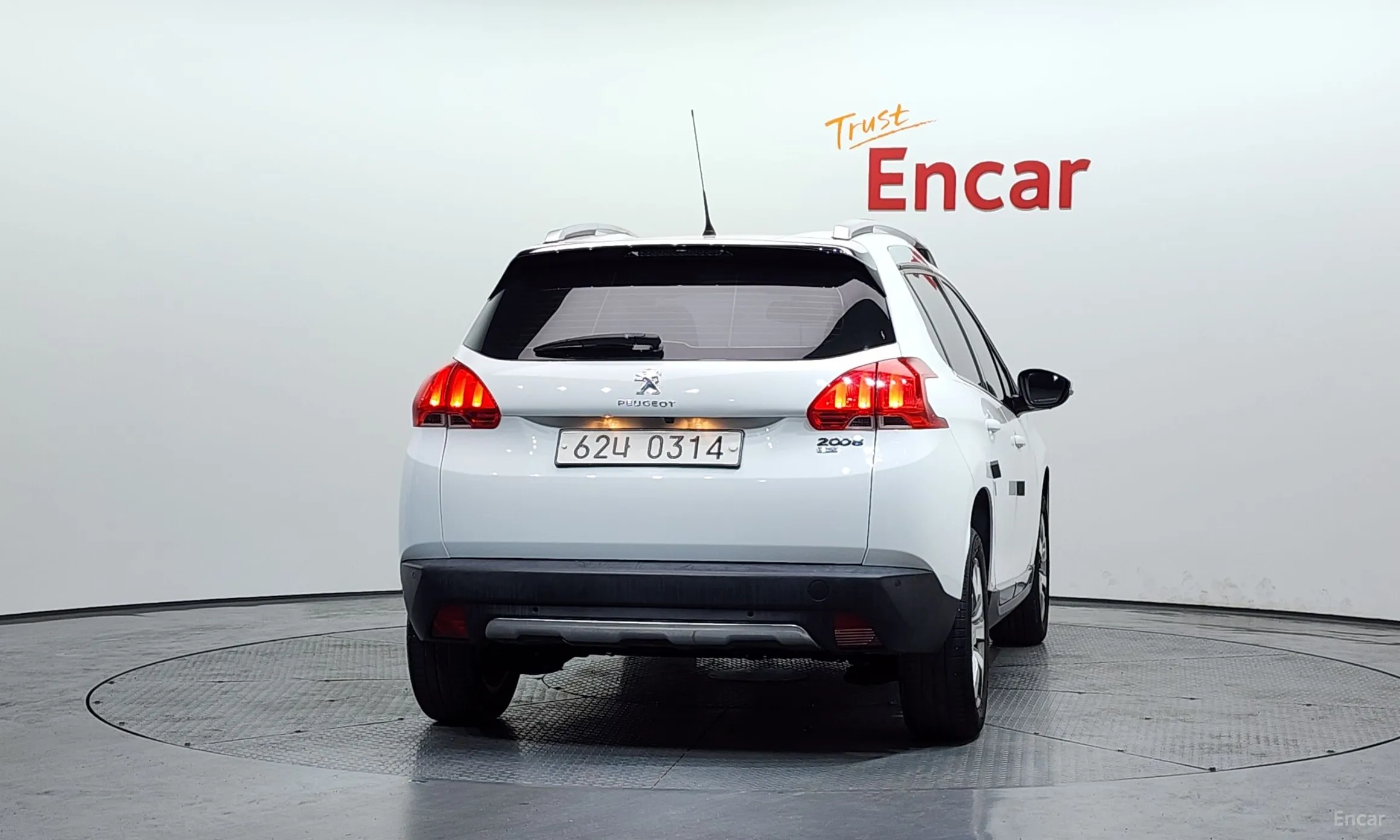 Peugeot 2008. превью 4