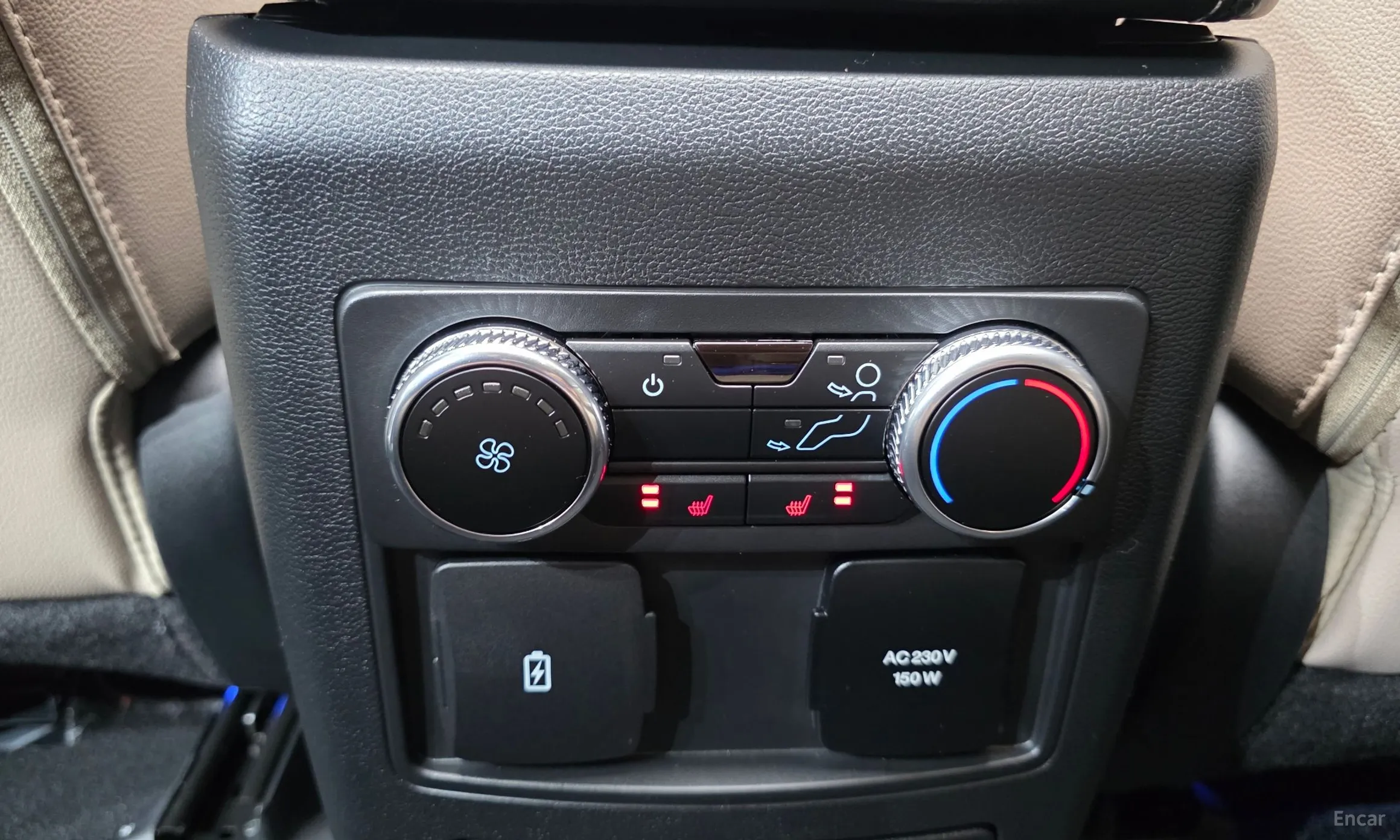 Ford Explorer 6th Generation превью 18