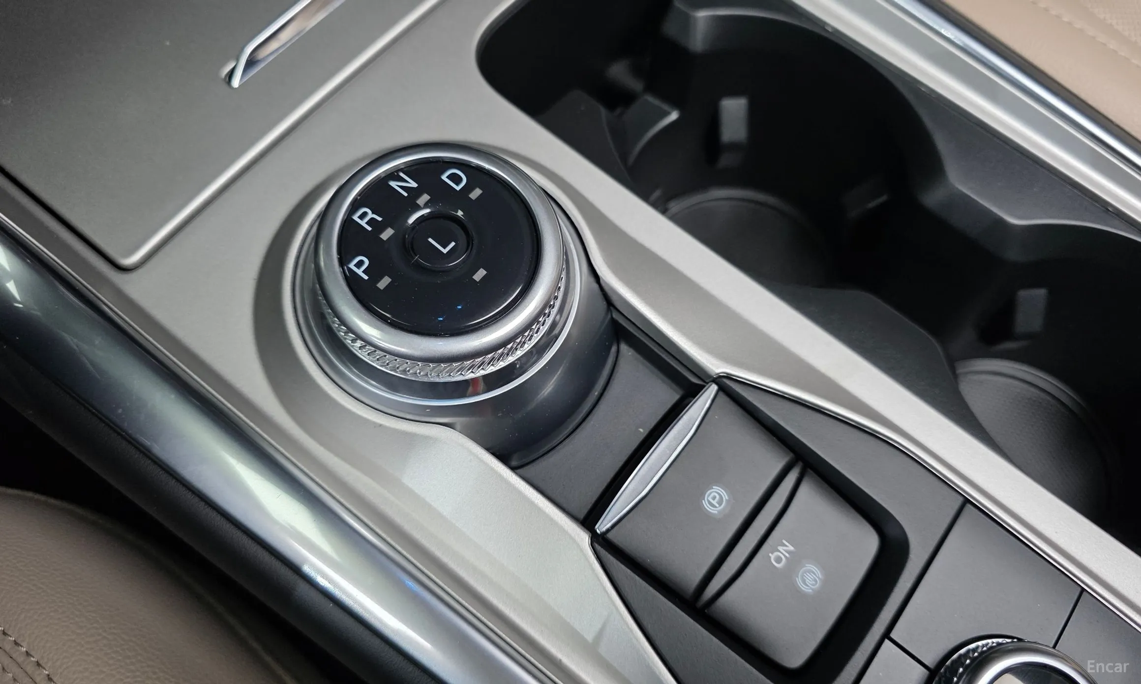 Ford Explorer 6th Generation превью 9