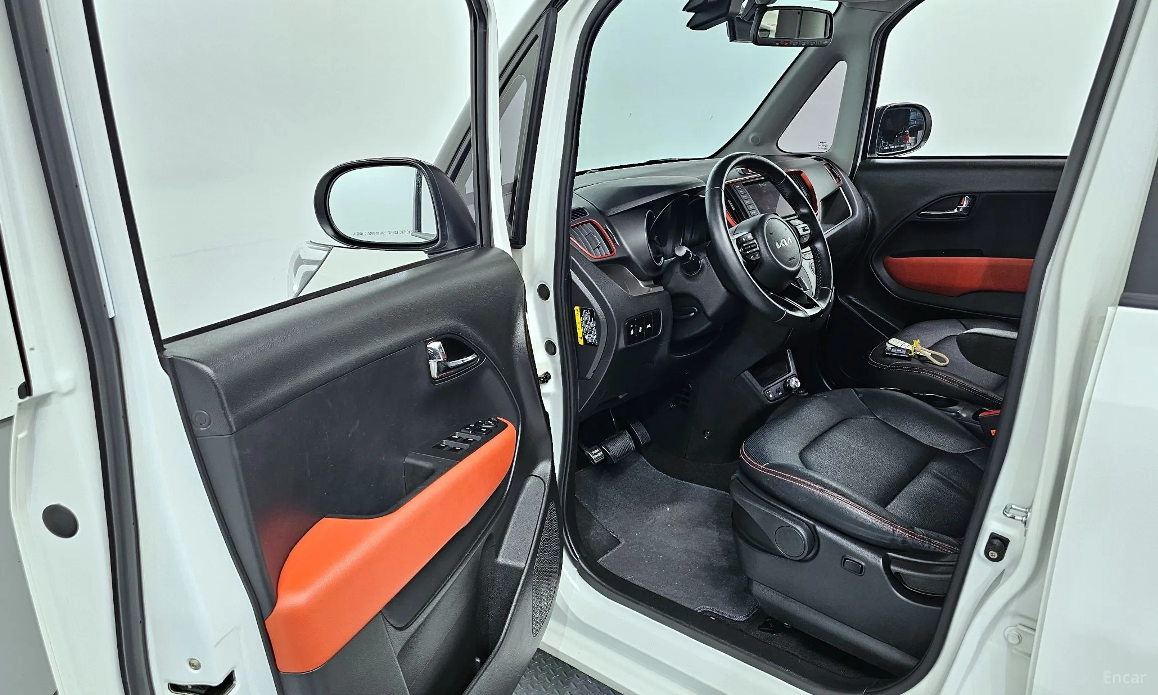 Kia Ray превью 10
