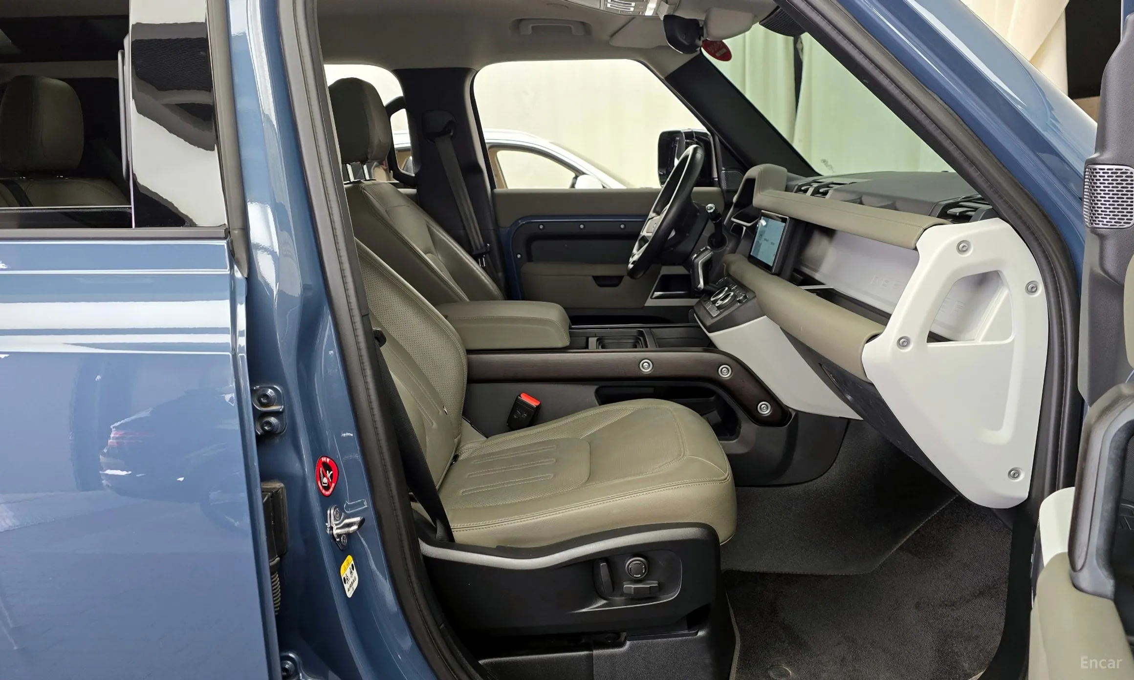 Land Rover Defender (L663) превью 11