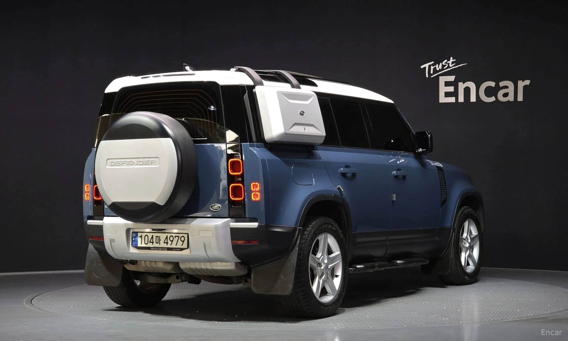 Land Rover Defender (L663)