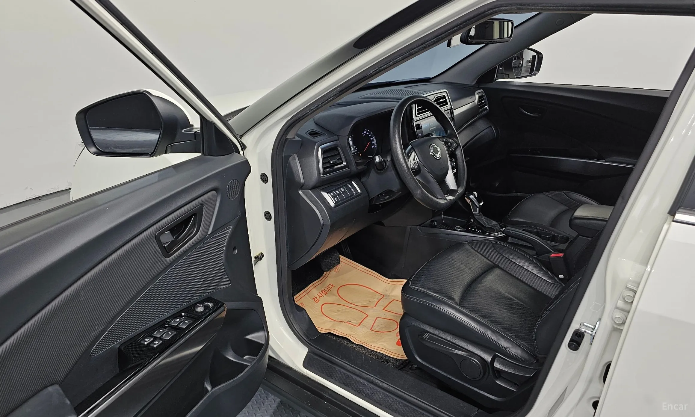 KG Mobility (SsangYong) Berry New Tivoli превью 10