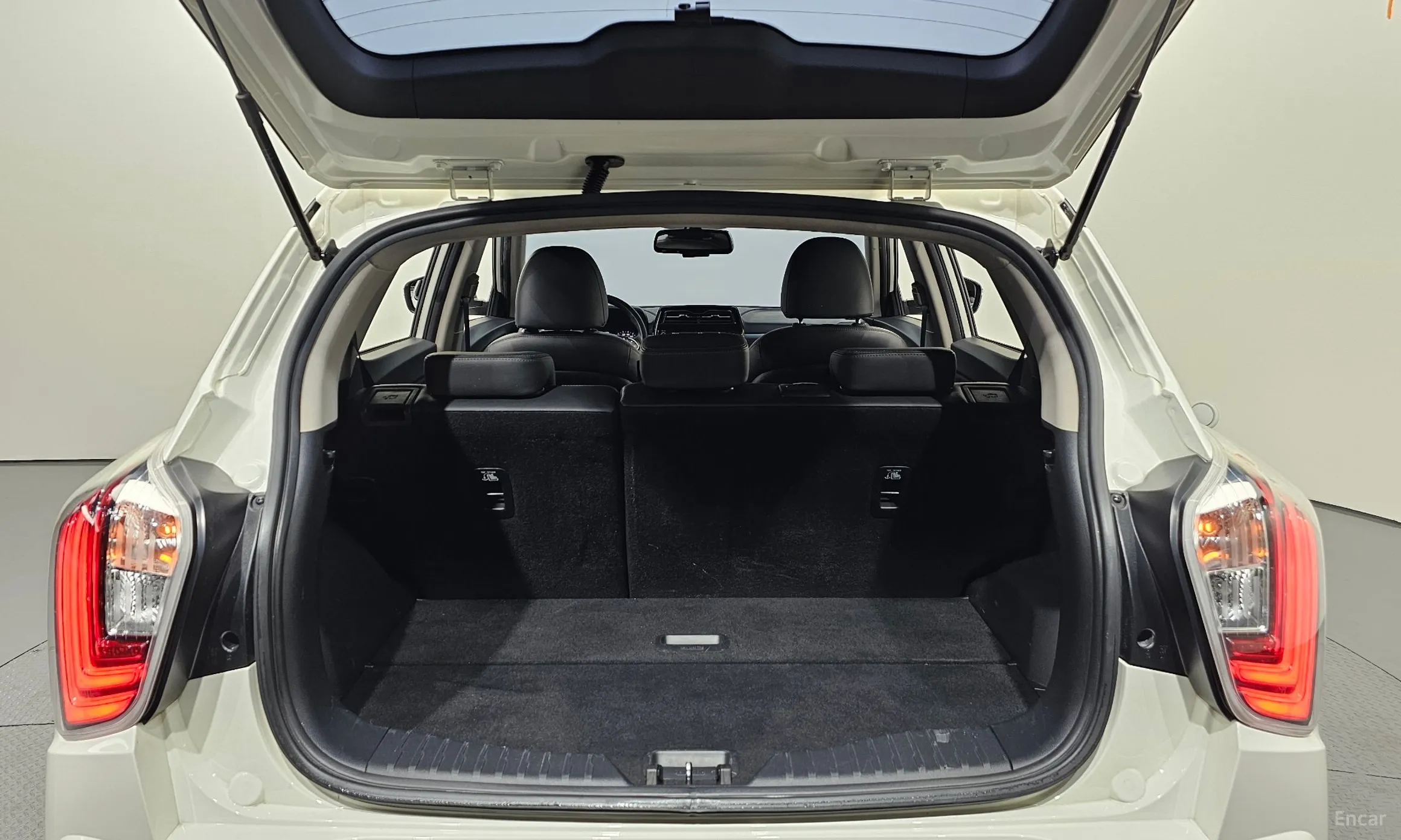 KG Mobility (SsangYong) Berry New Tivoli превью 20