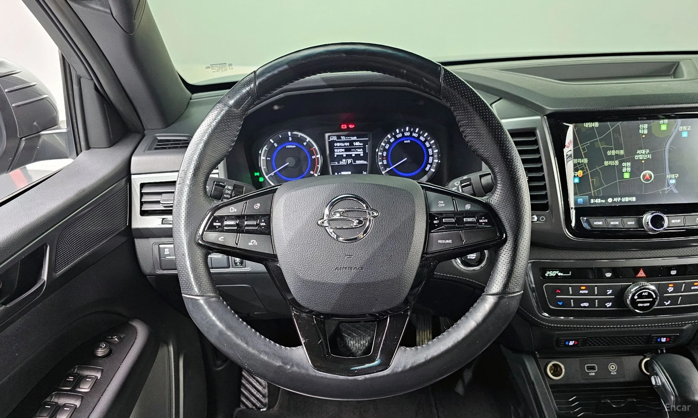 KG Mobility (SsangYong) Rexton Sports превью 13