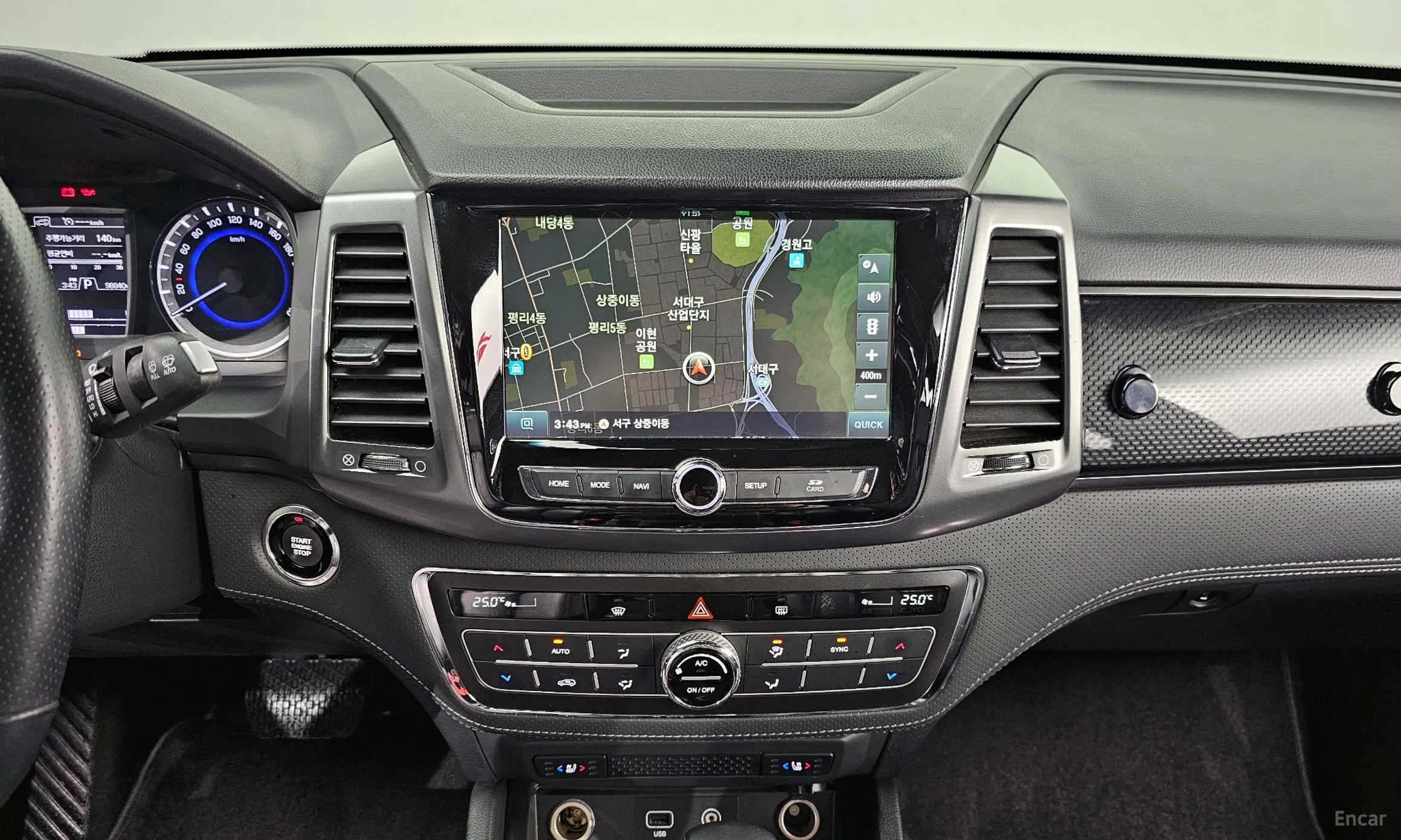KG Mobility (SsangYong) Rexton Sports превью 15