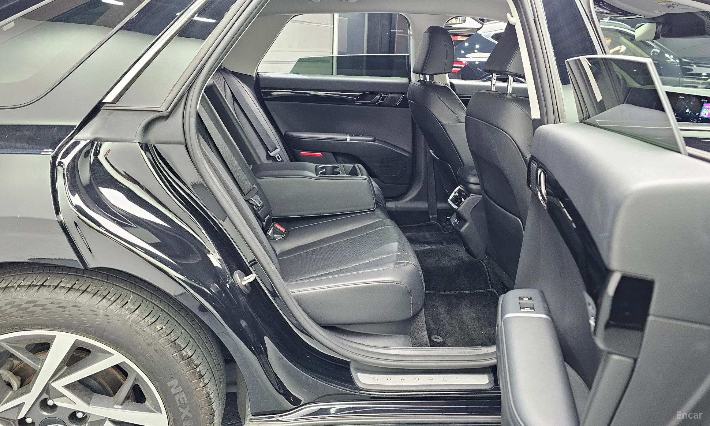 Hyundai Grandeur (GN7) превью 12