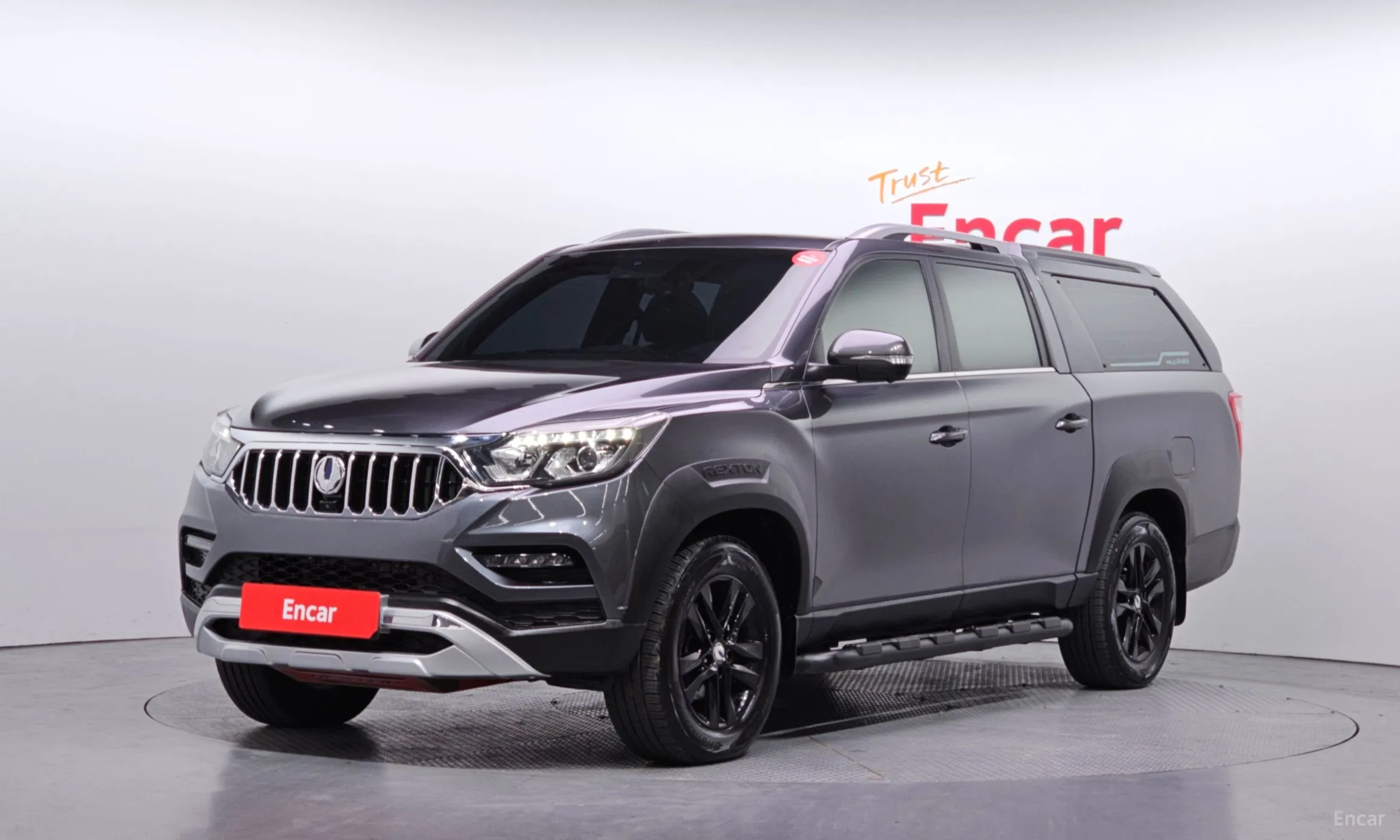 Rexton Sports Khan