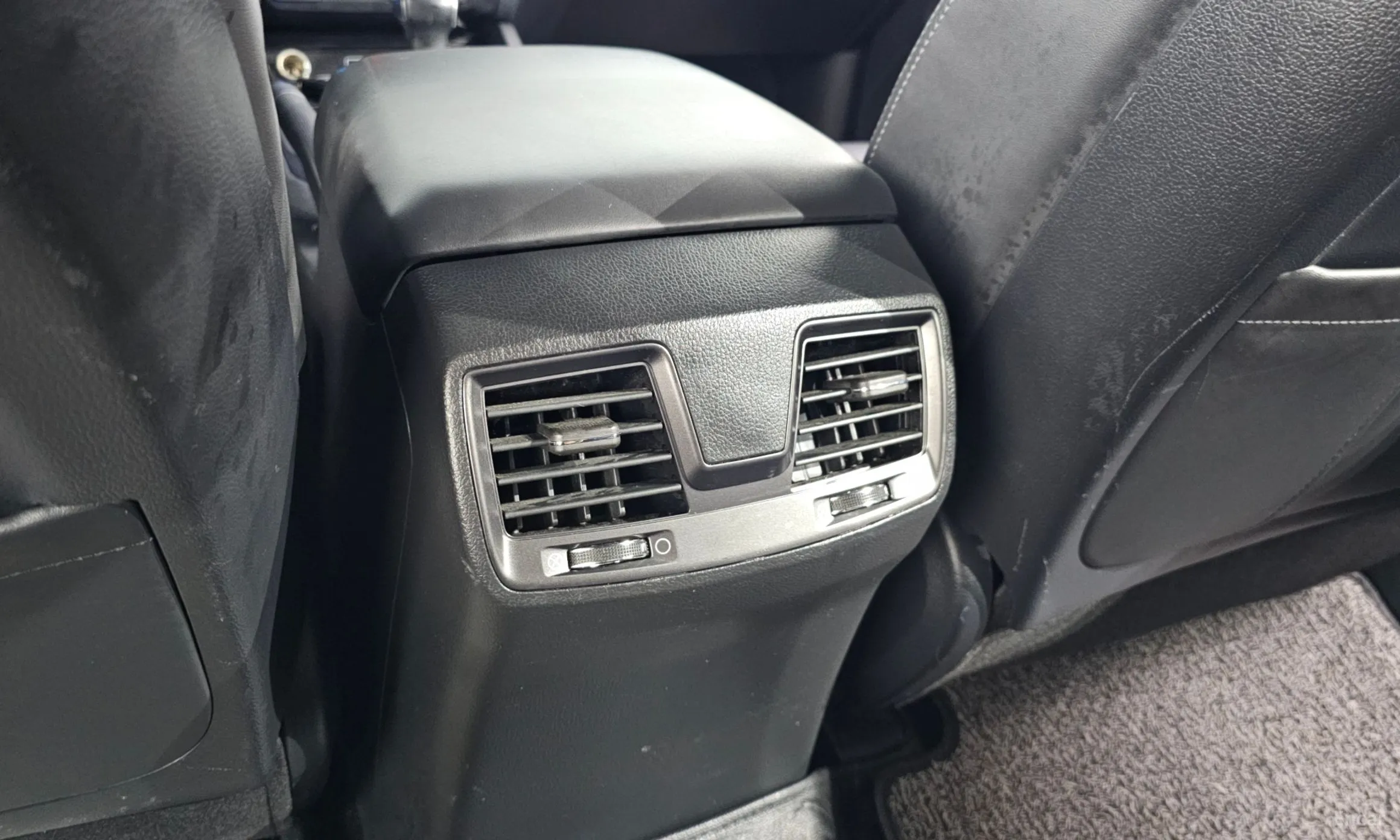 KG Mobility (SsangYong) Rexton Sports Khan превью 19