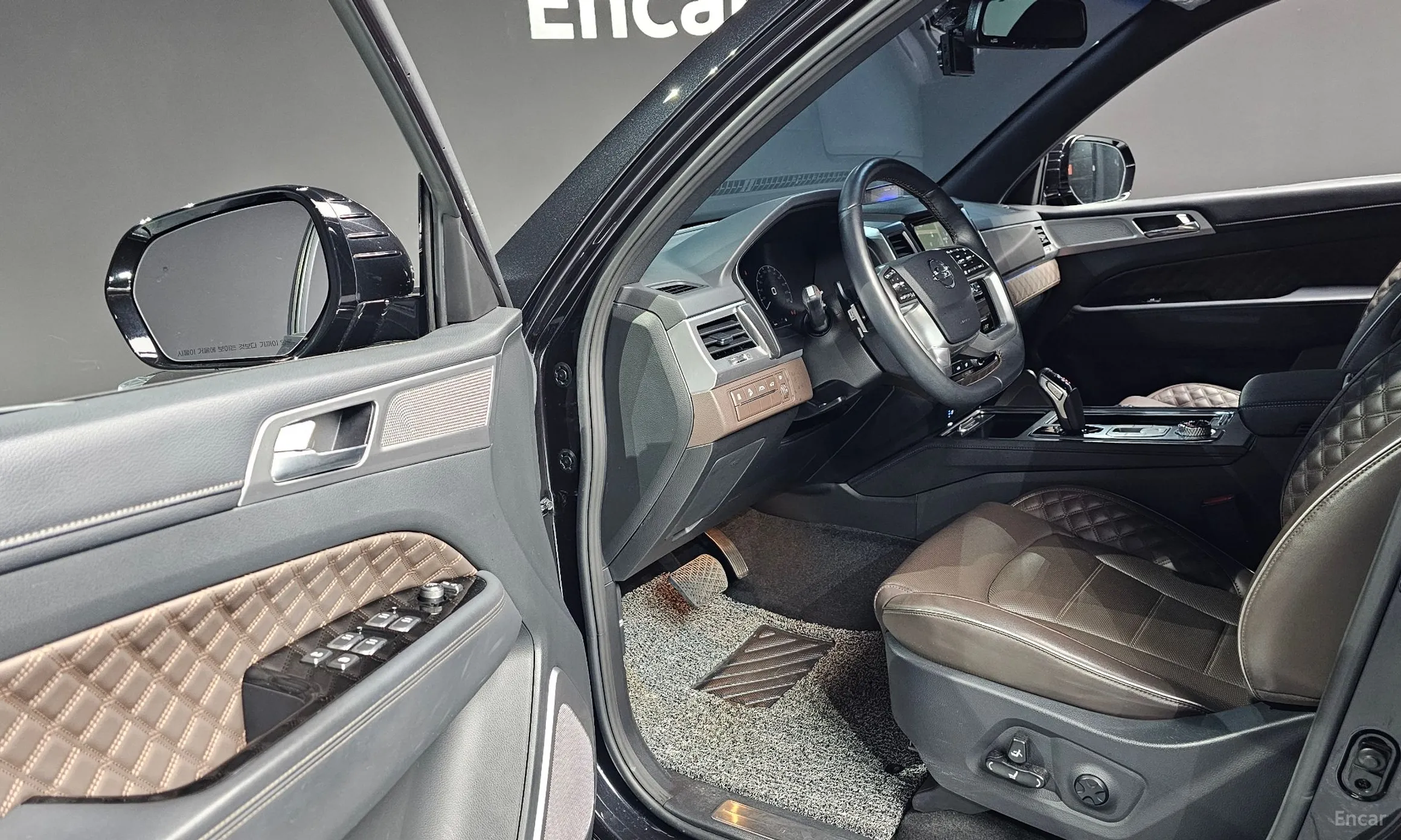 KG Mobility (SsangYong) Rexton превью 11