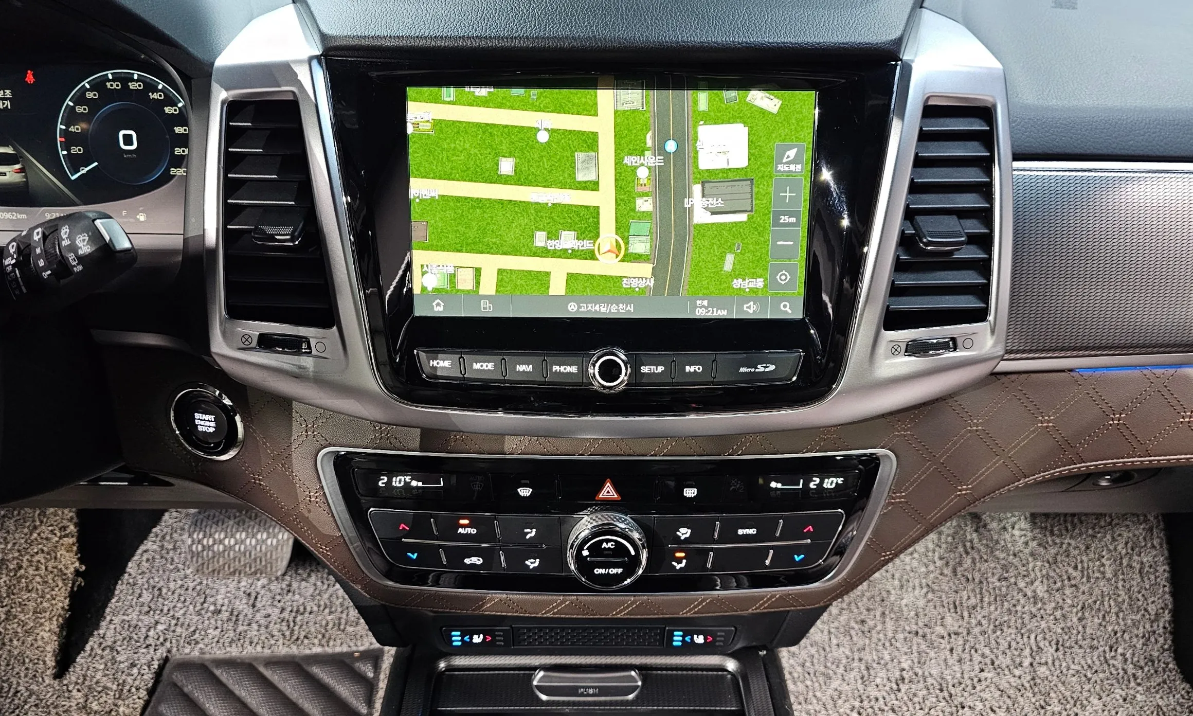 KG Mobility (SsangYong) Rexton превью 14