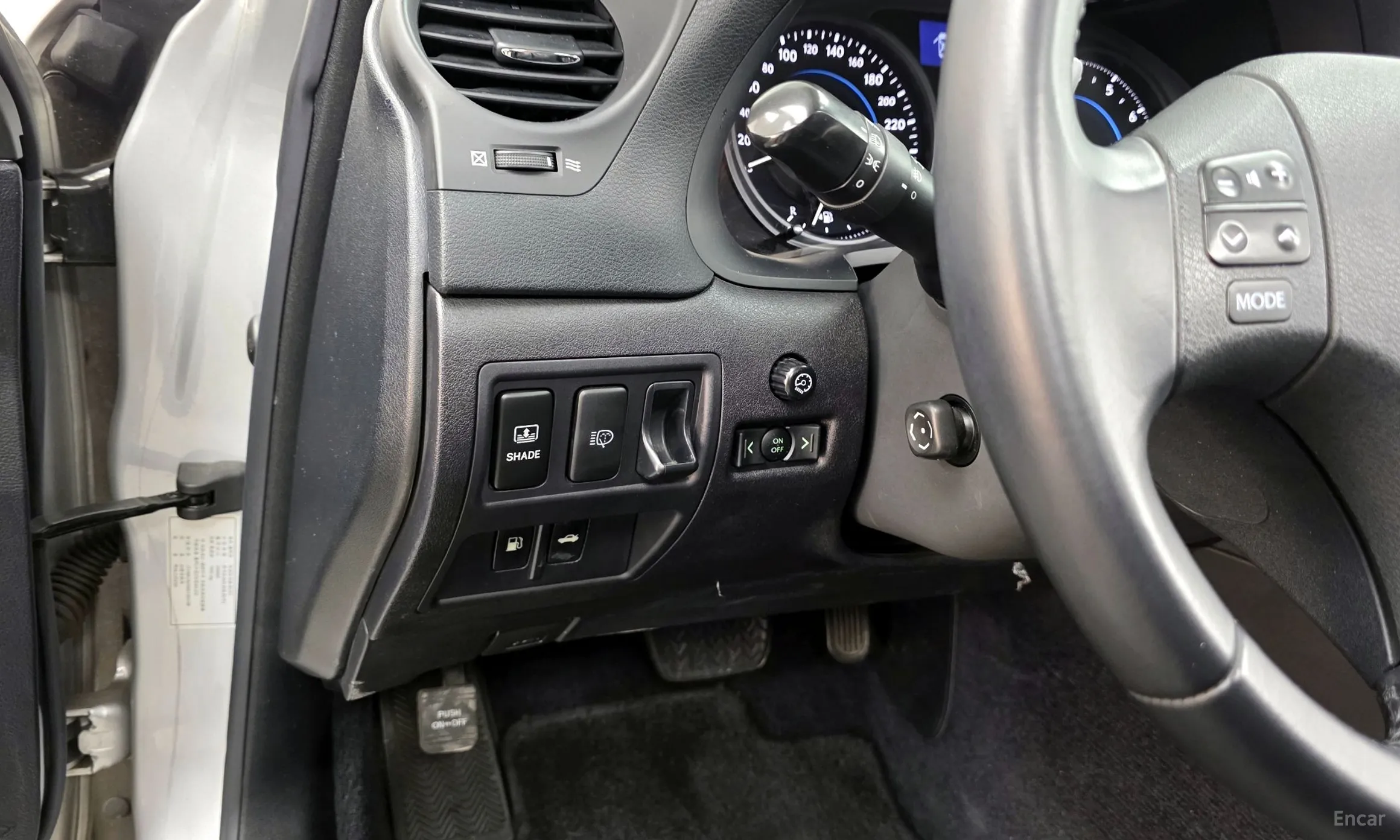 Lexus IS250 превью 16