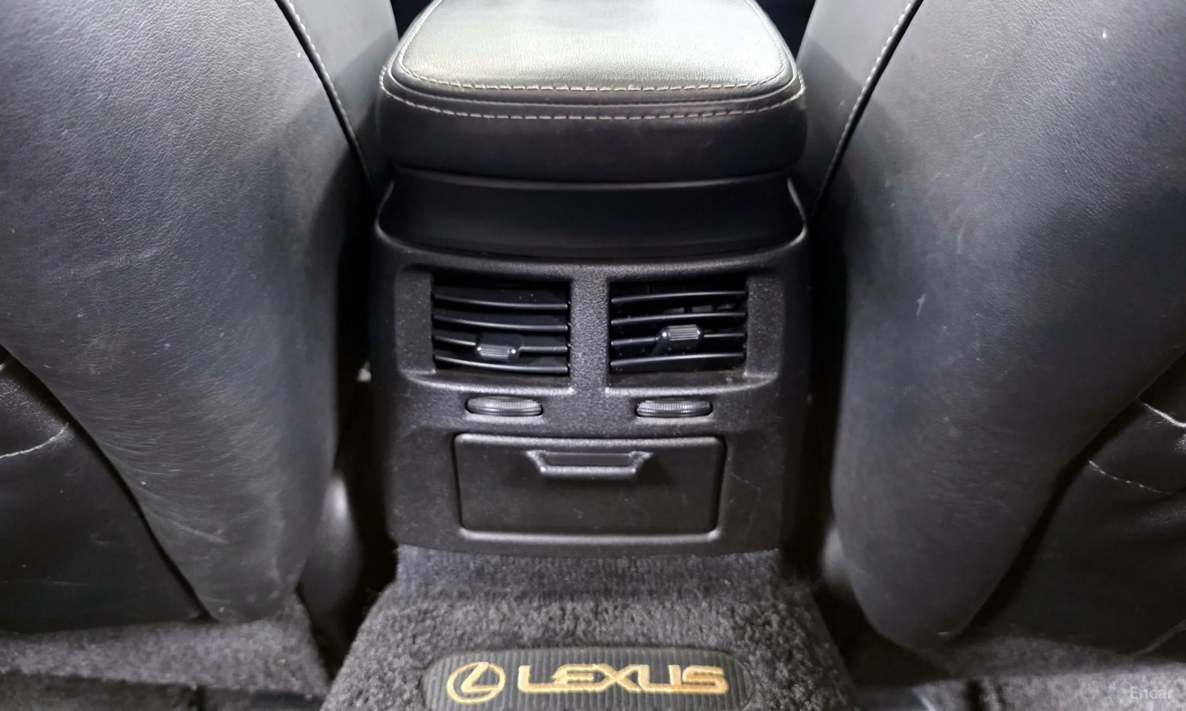 Lexus IS250 превью 18