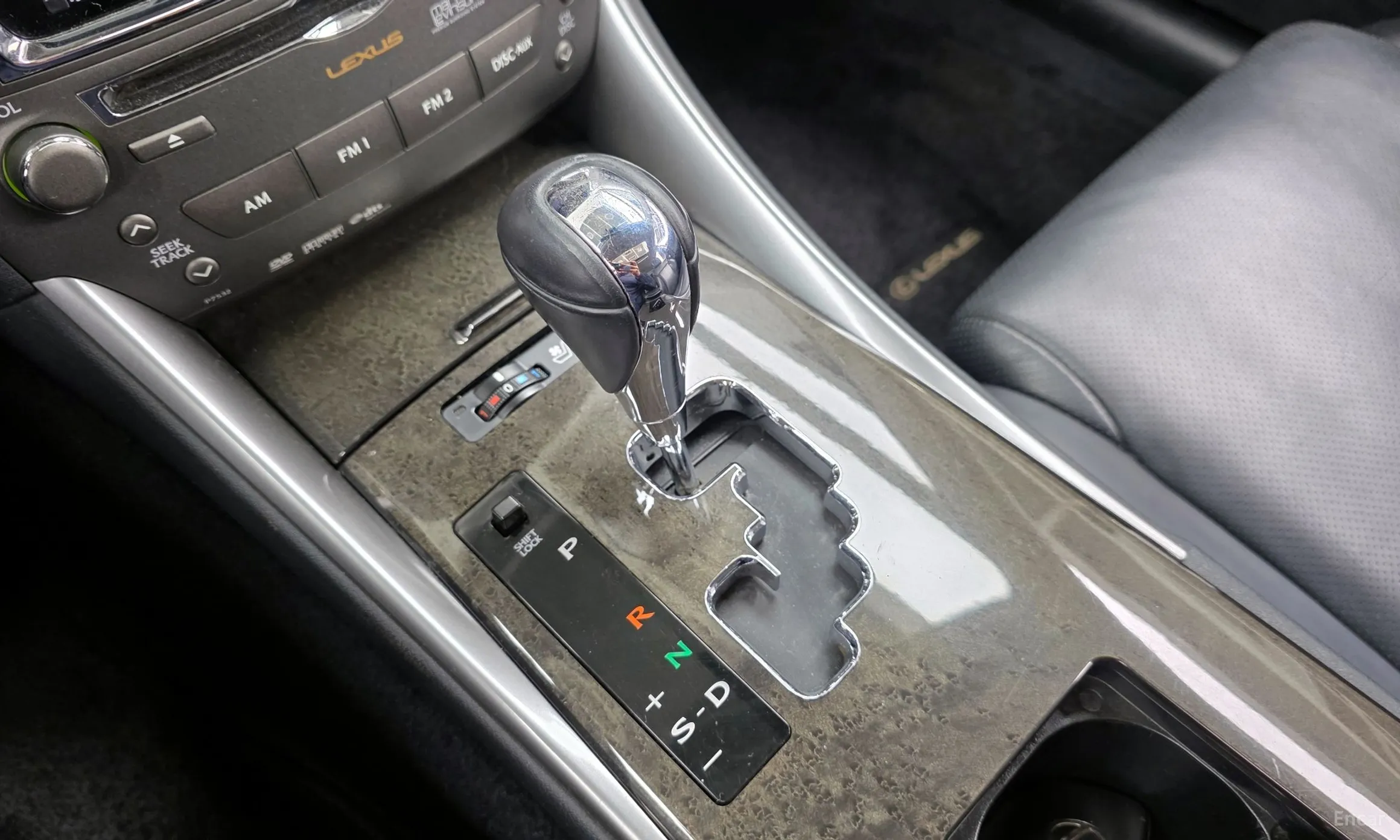 Lexus IS250 превью 9