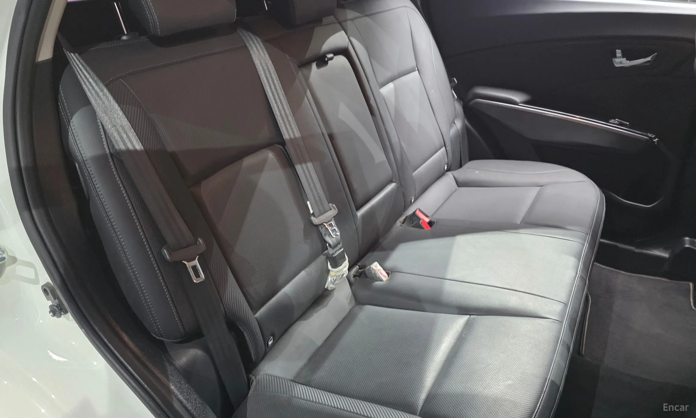 KG Mobility (SsangYong) Berry New Tivoli превью 12