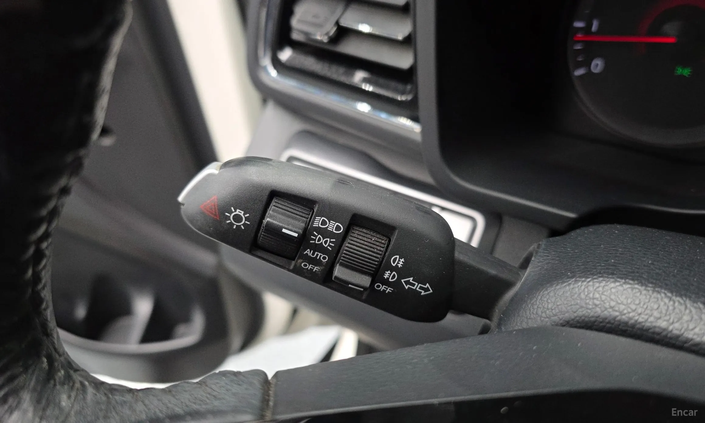 KG Mobility (SsangYong) Berry New Tivoli превью 19