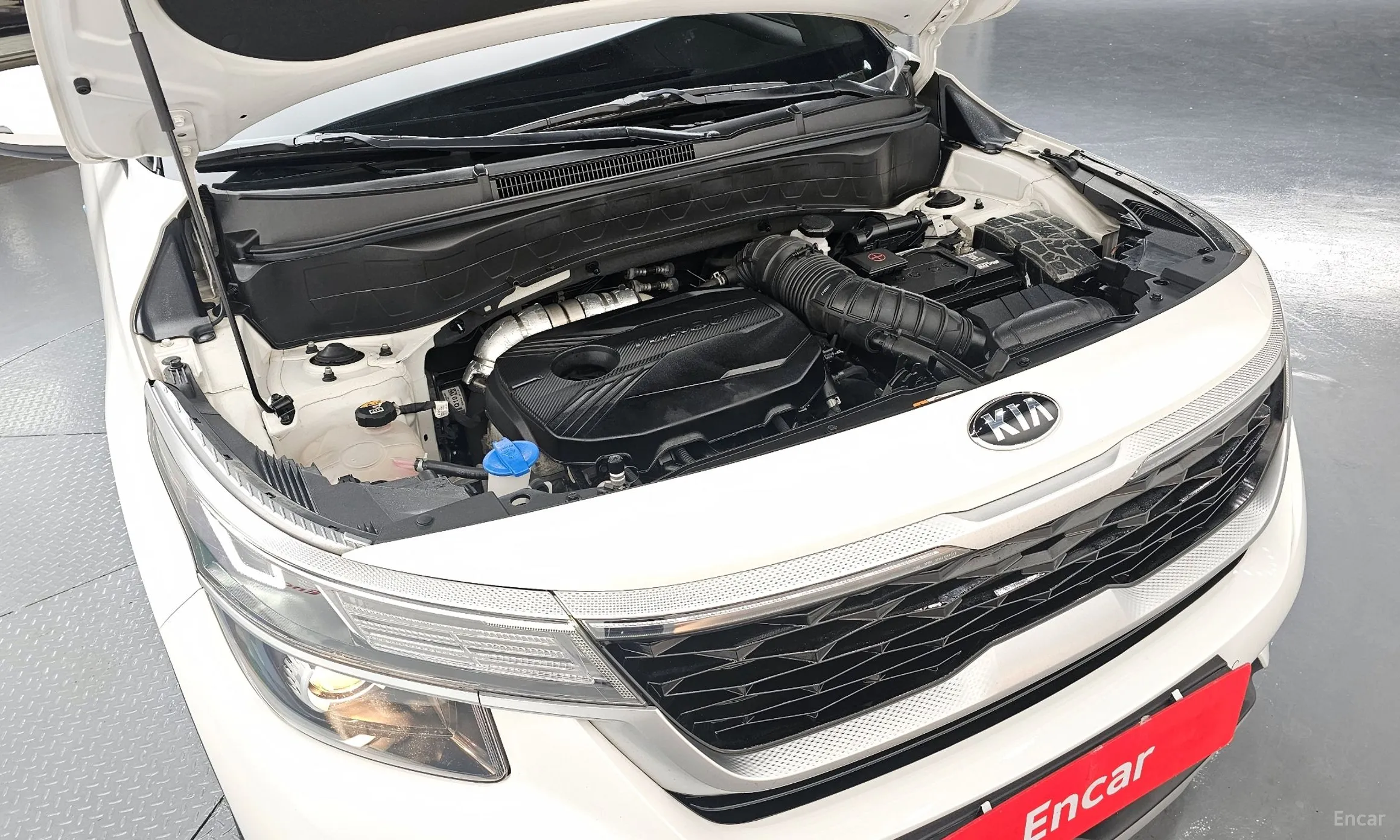 Kia Seltos превью 6