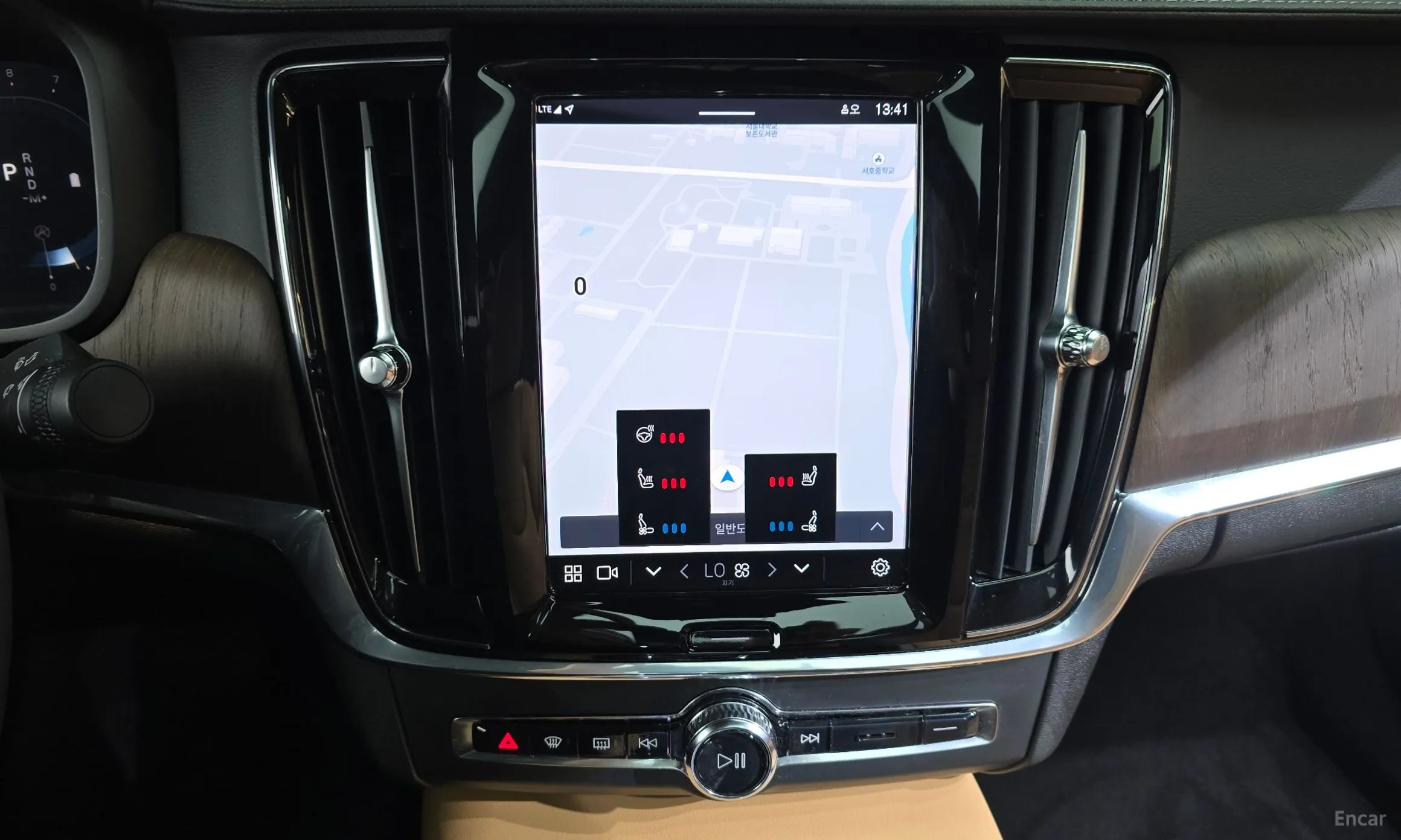 Volvo S90 превью 14