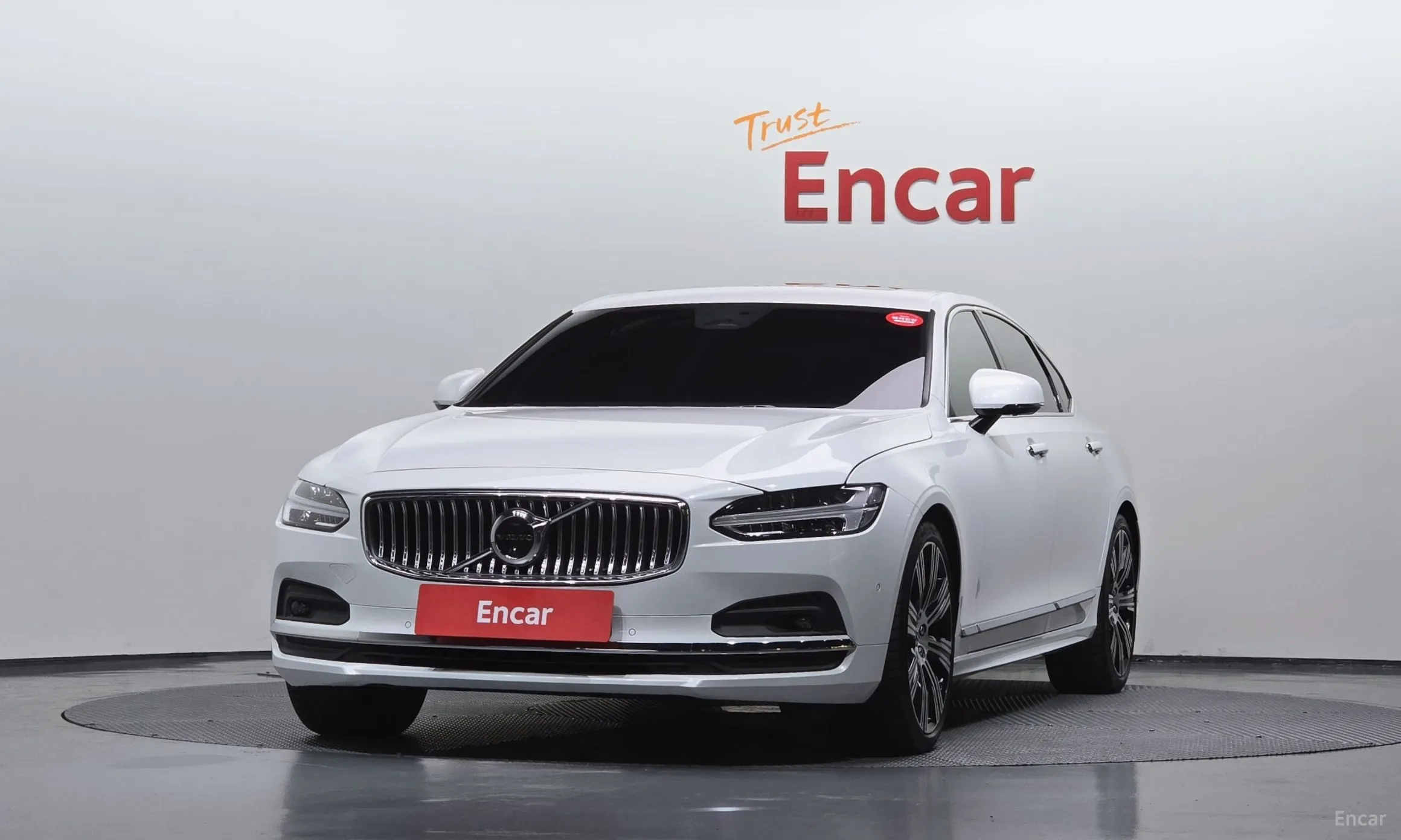 Volvo S90 превью 3