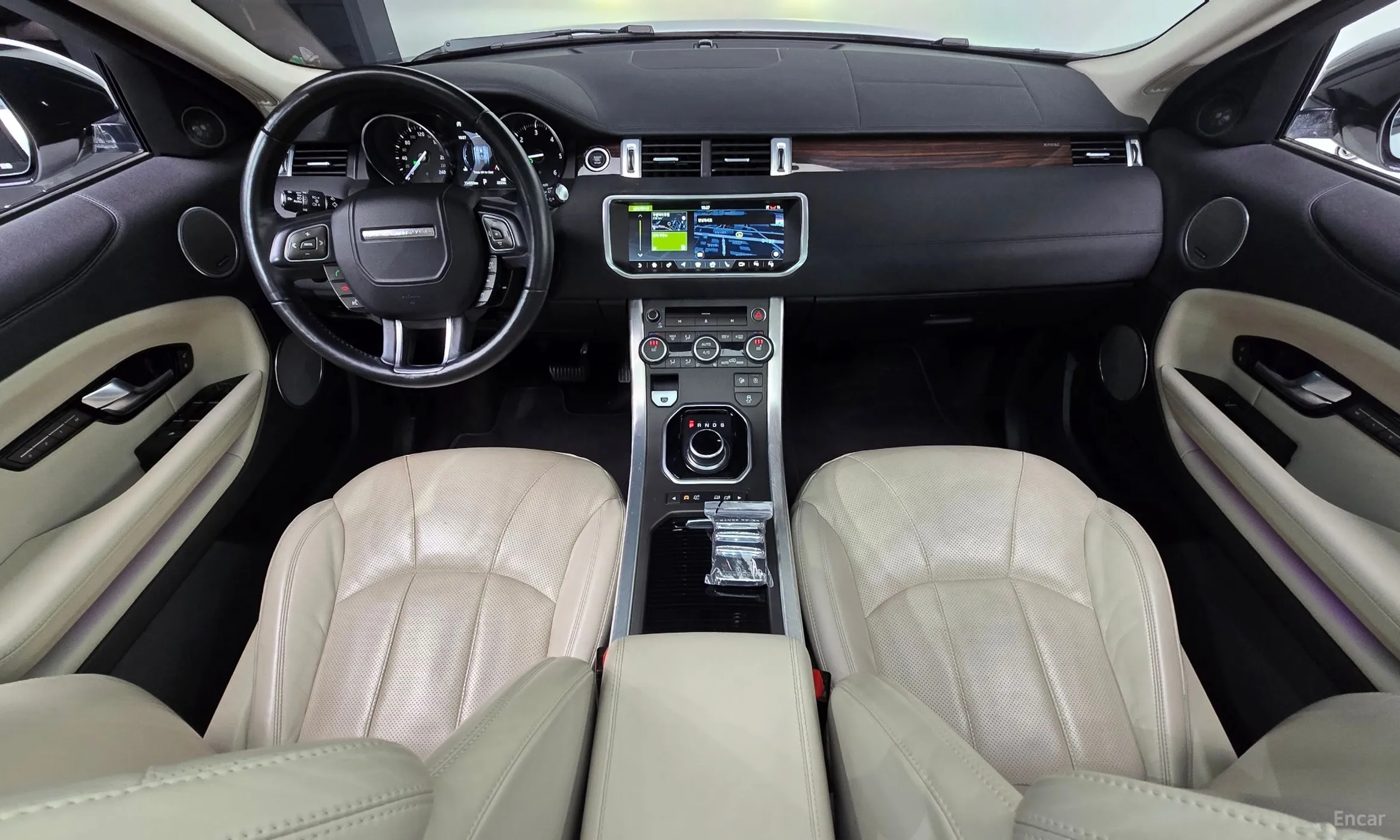 Land Rover Range Rover Evoque превью 7