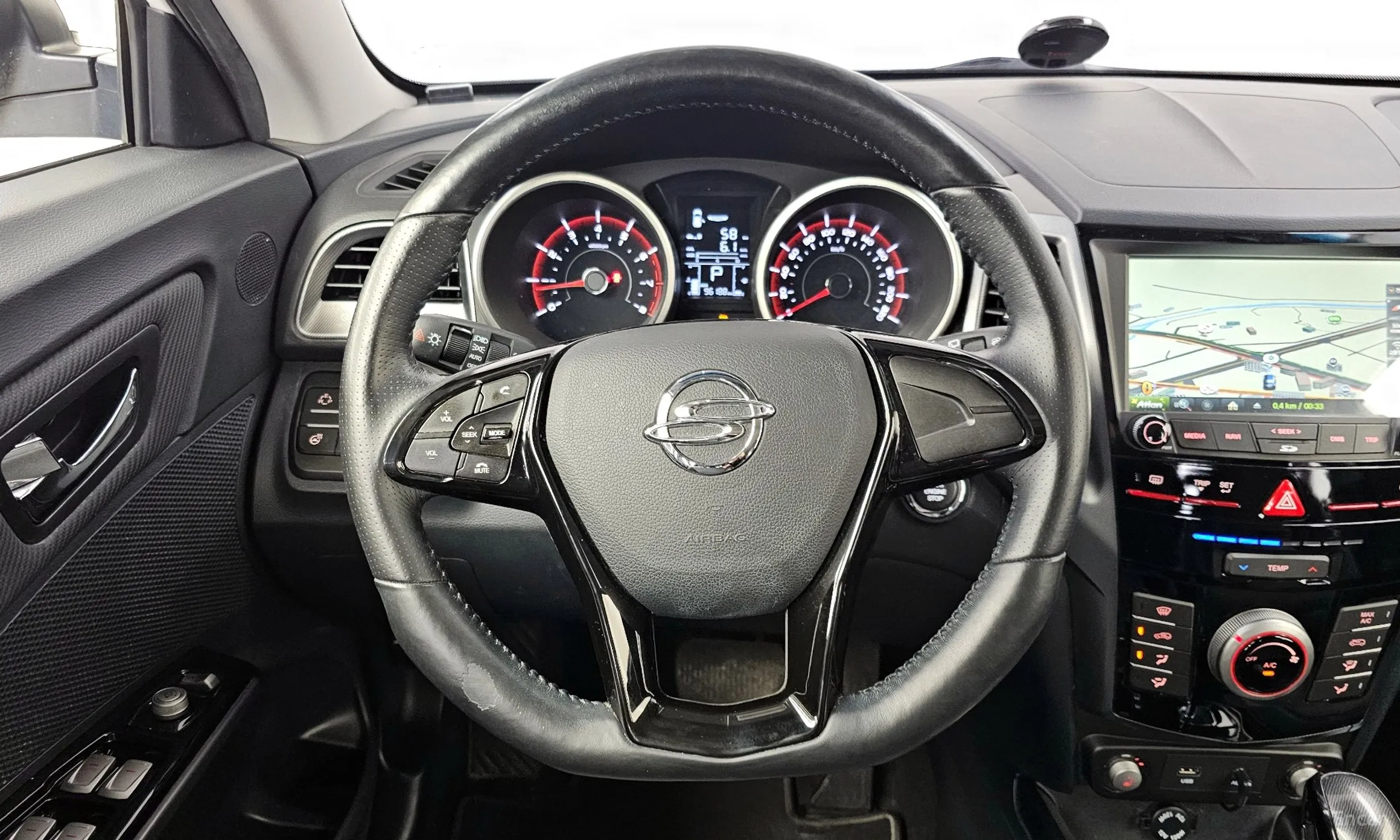 KG Mobility (SsangYong) Tivoli, Lazio превью 13