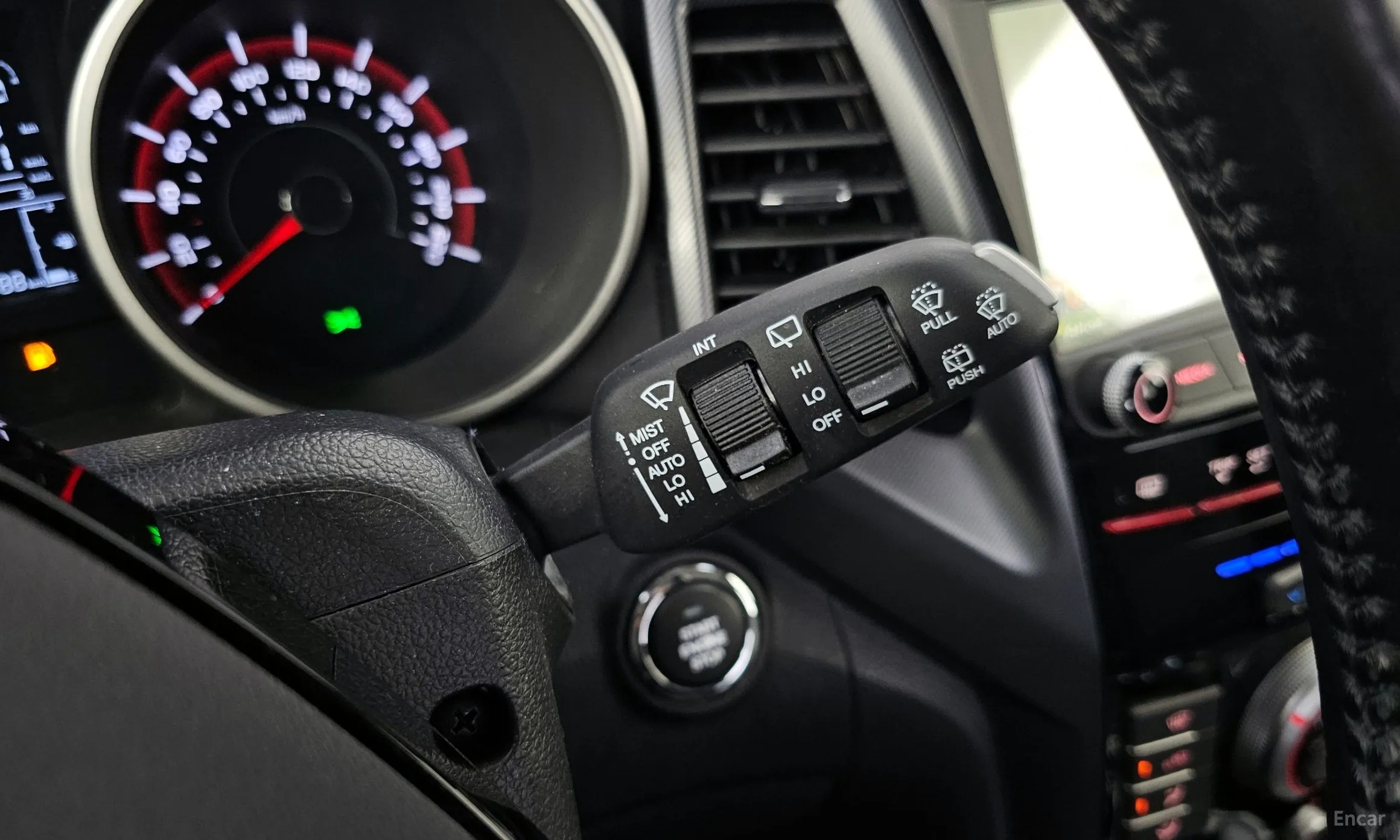 KG Mobility (SsangYong) Tivoli, Lazio превью 19