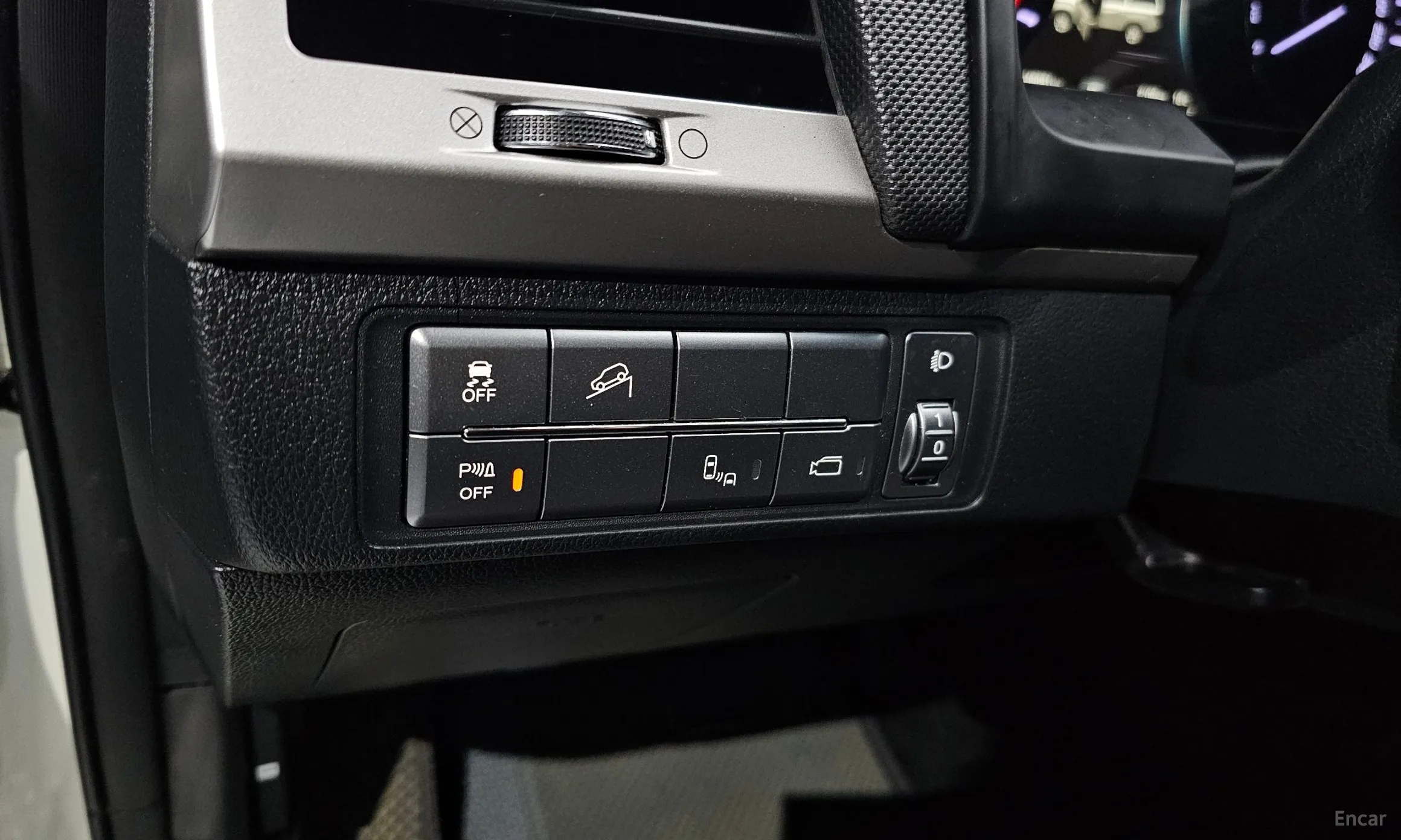 KG Mobility (SsangYong) Rexton Sports превью 14