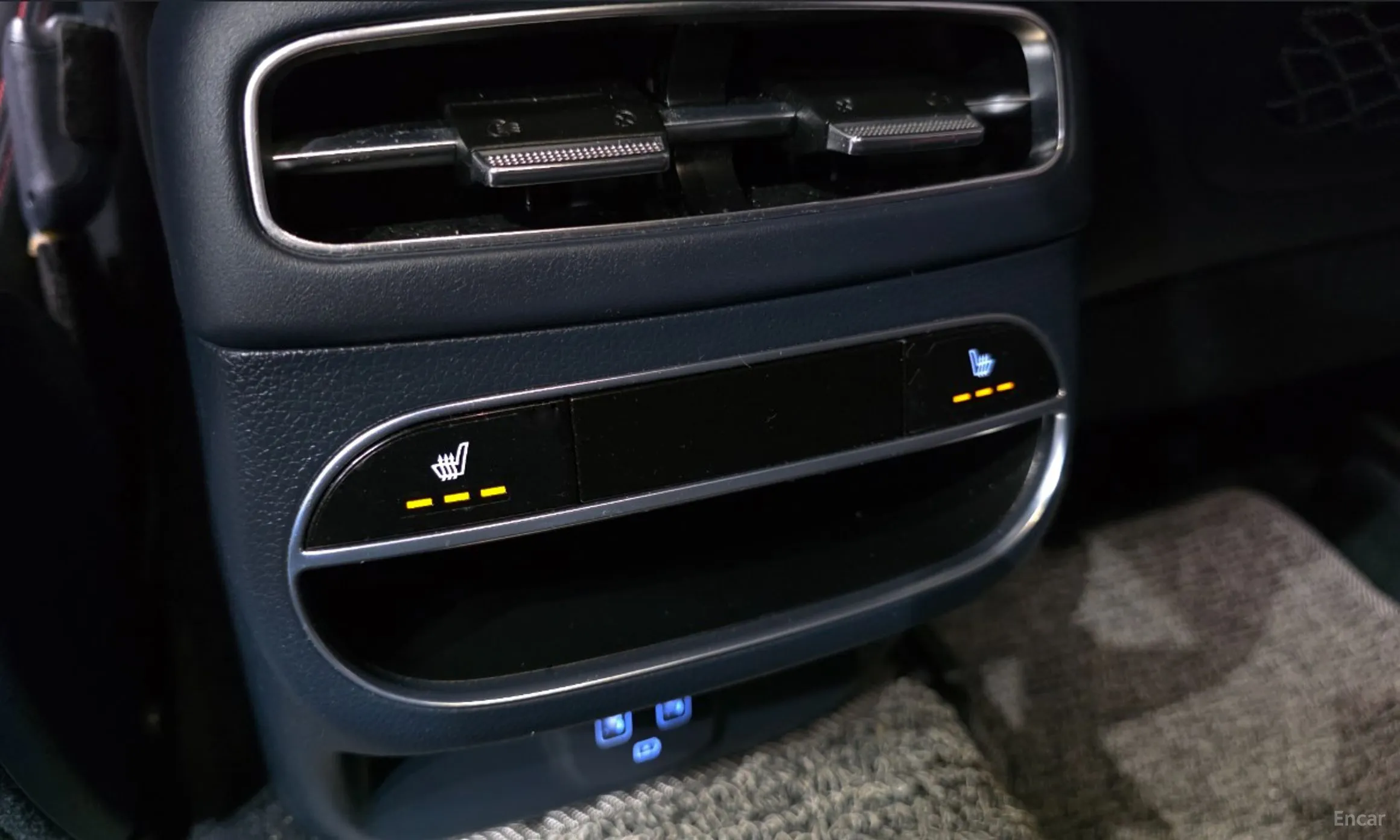 Genesis GV70 превью 19