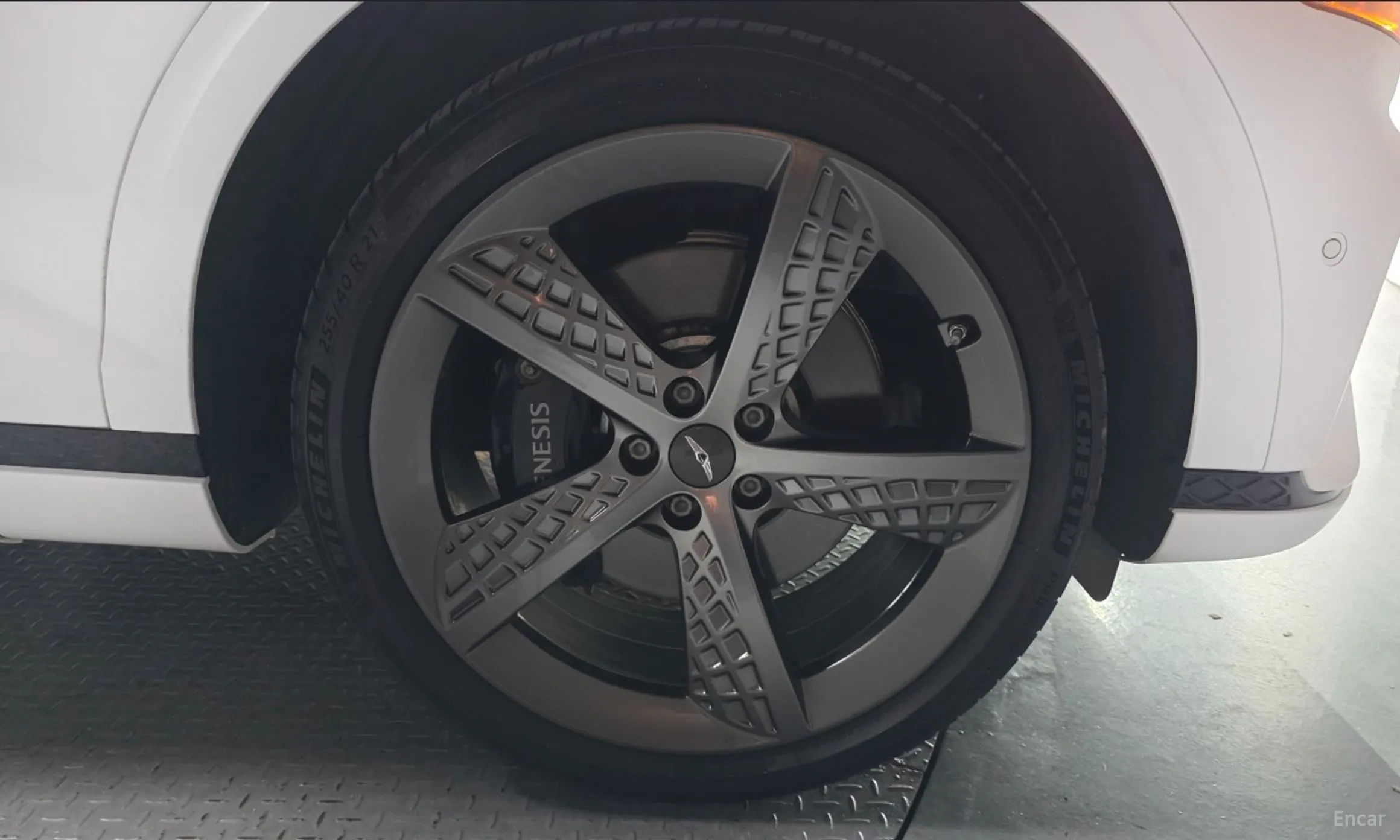 Genesis GV70 превью 5