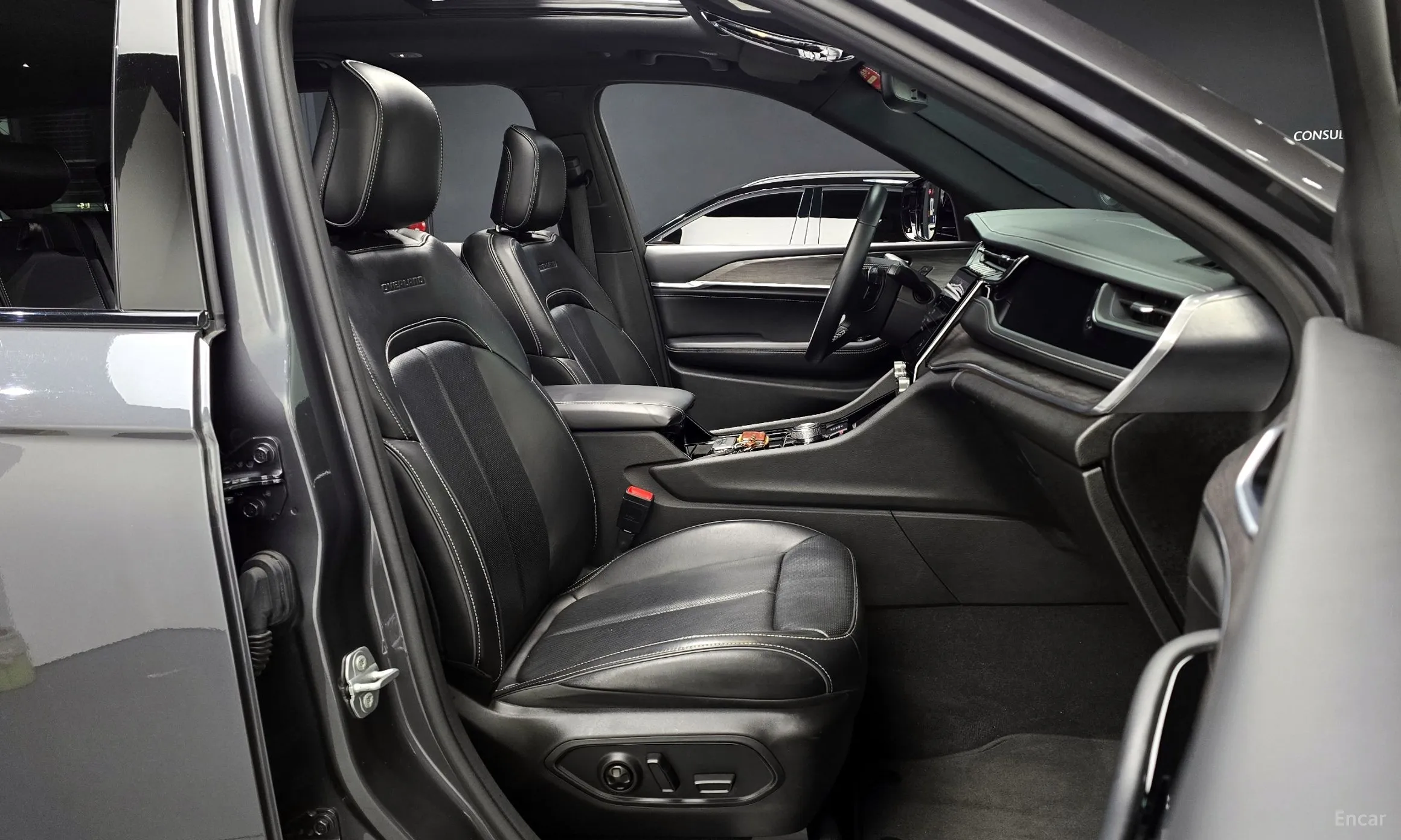 Jeep Grand Cherokee (WL) превью 10