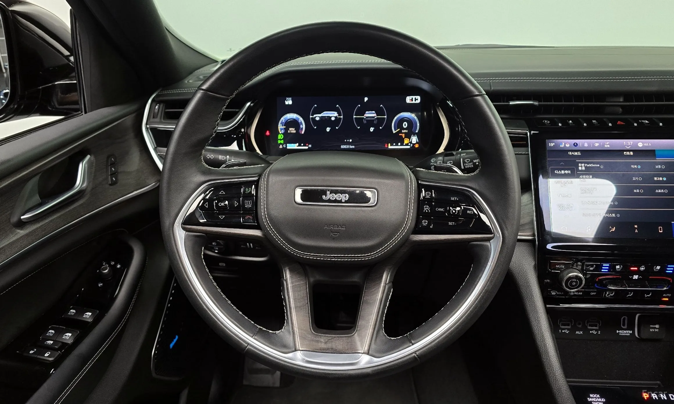 Jeep Grand Cherokee (WL) превью 13