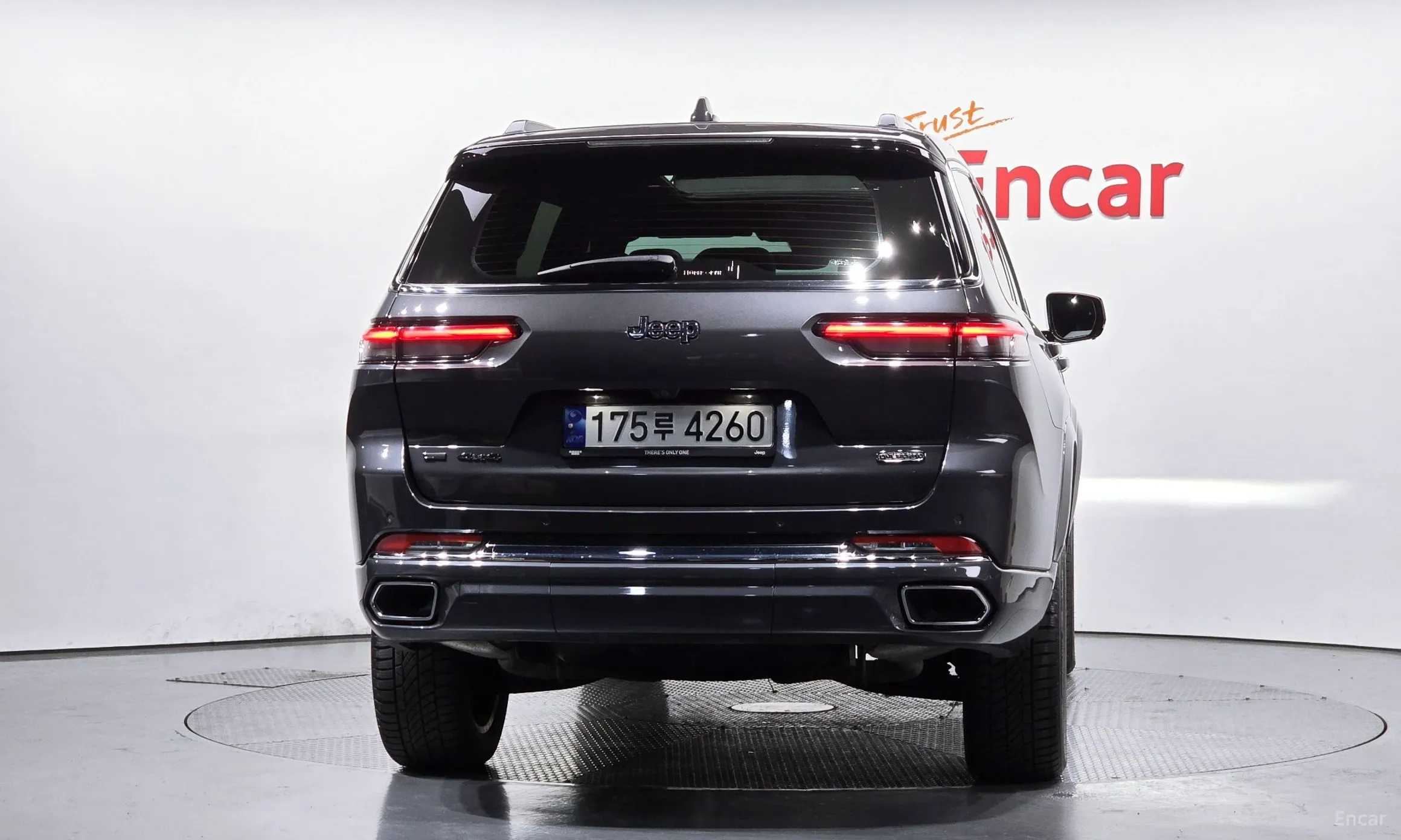 Jeep Grand Cherokee (WL) превью 4