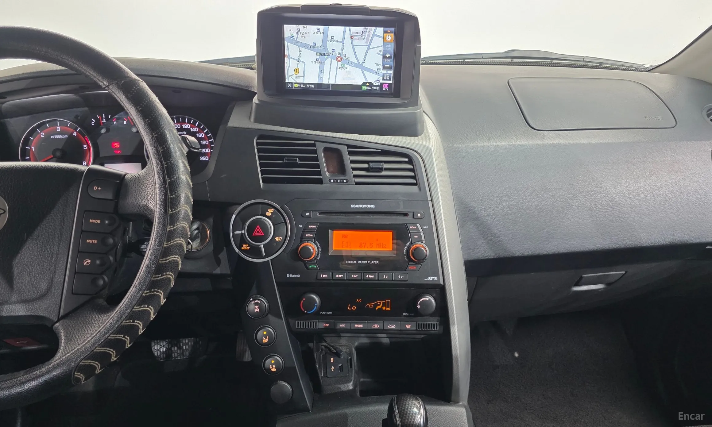 KG Mobility (SsangYong) Korando Sports превью 15