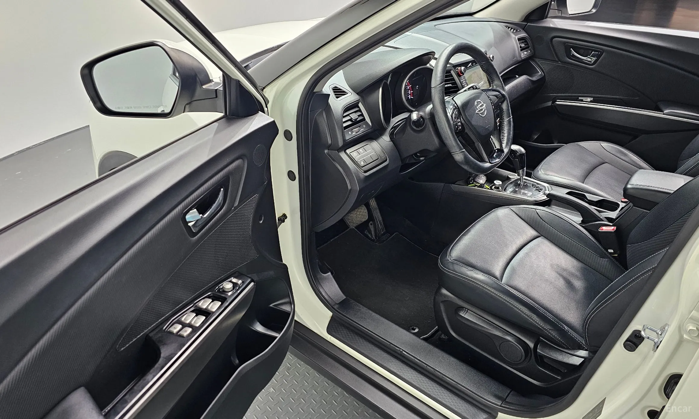 KG Mobility (SsangYong) Tivoli, Lazio превью 11