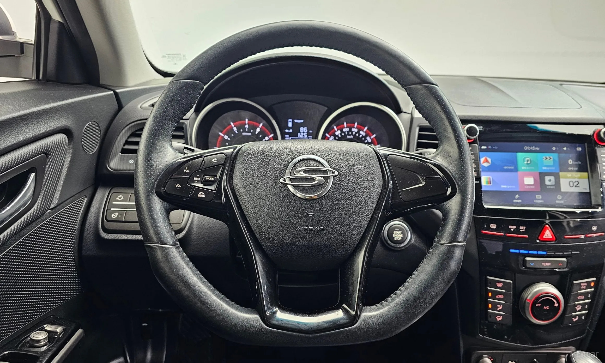 KG Mobility (SsangYong) Tivoli, Lazio превью 13