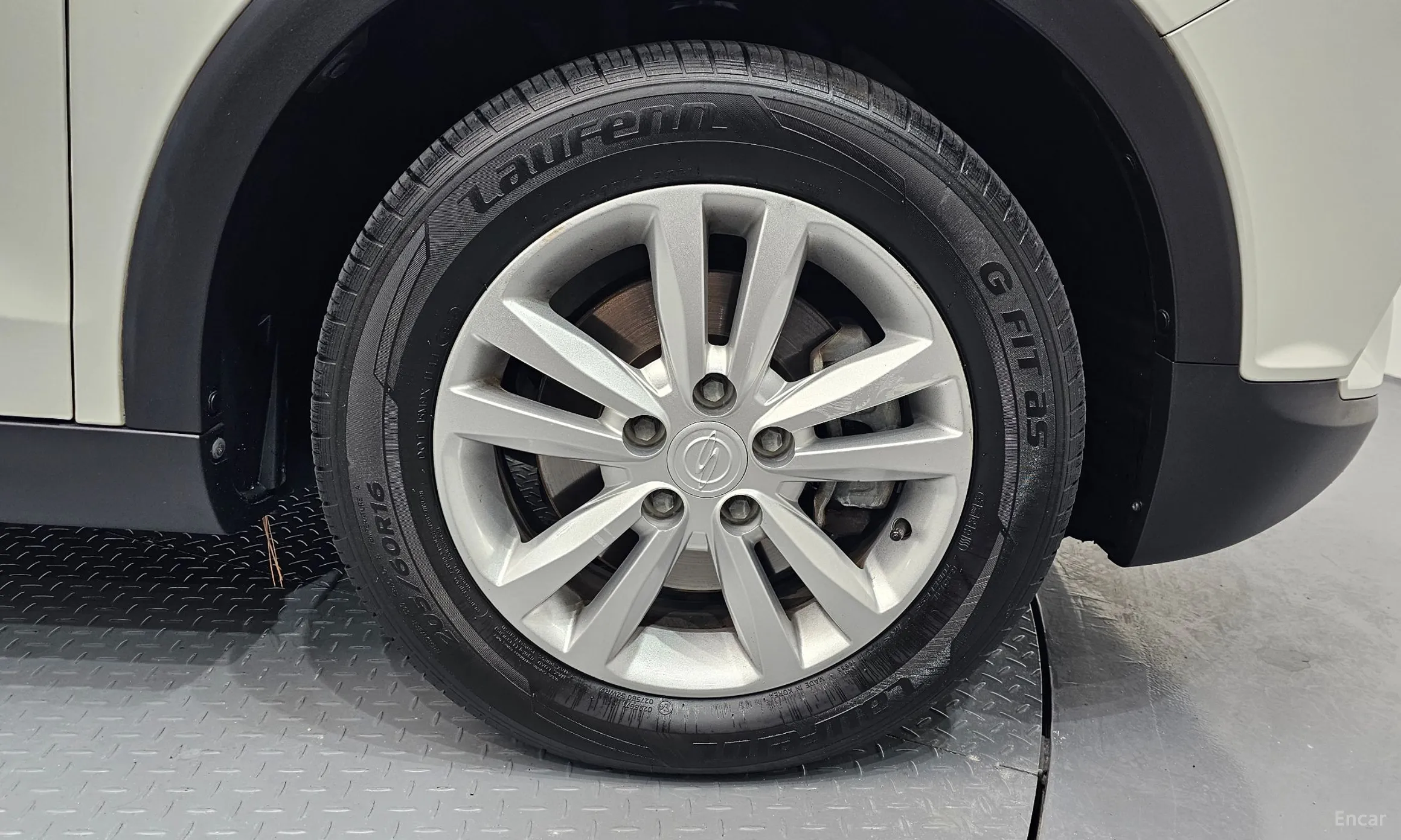 KG Mobility (SsangYong) Tivoli, Lazio превью 5