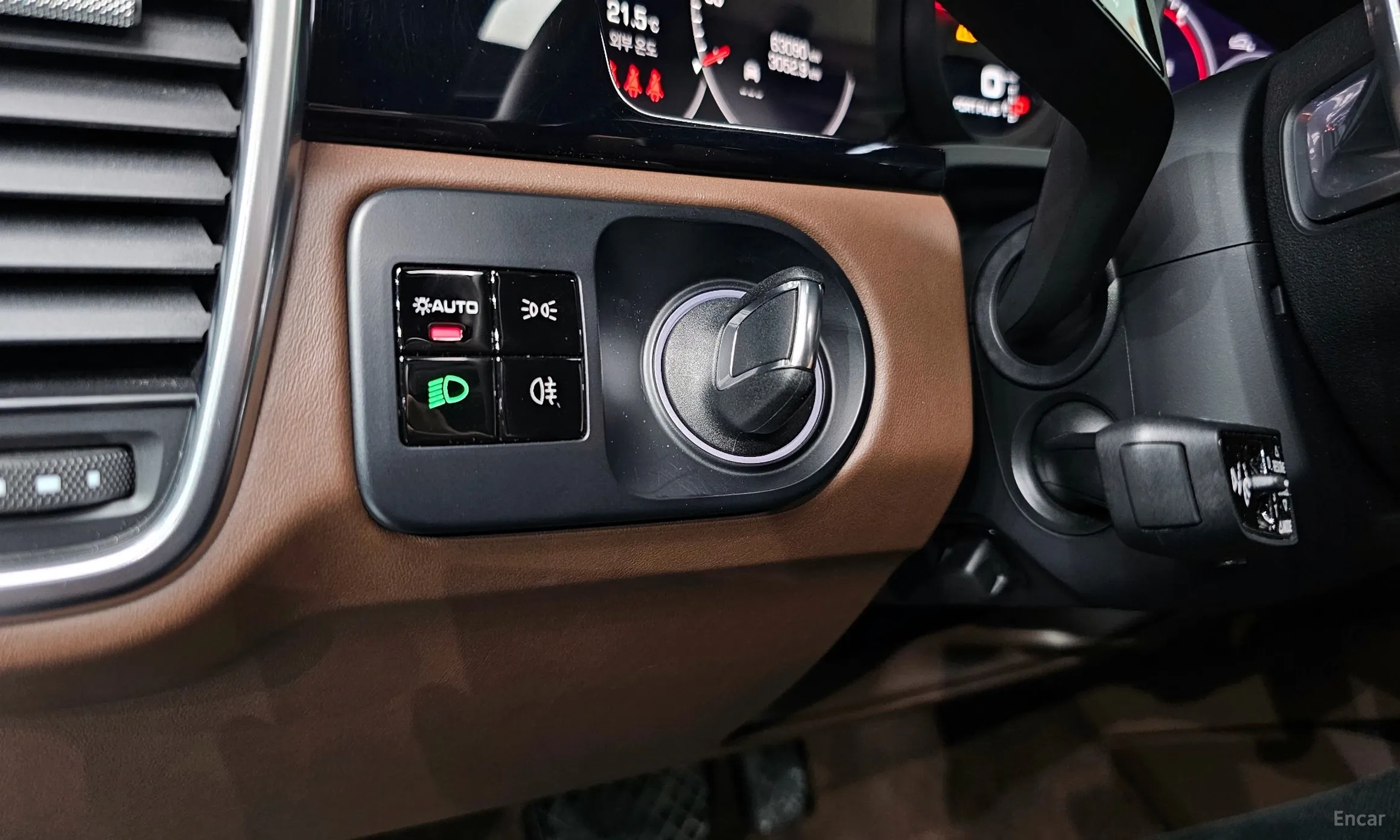 Porsche Cayenne (PO536) превью 19