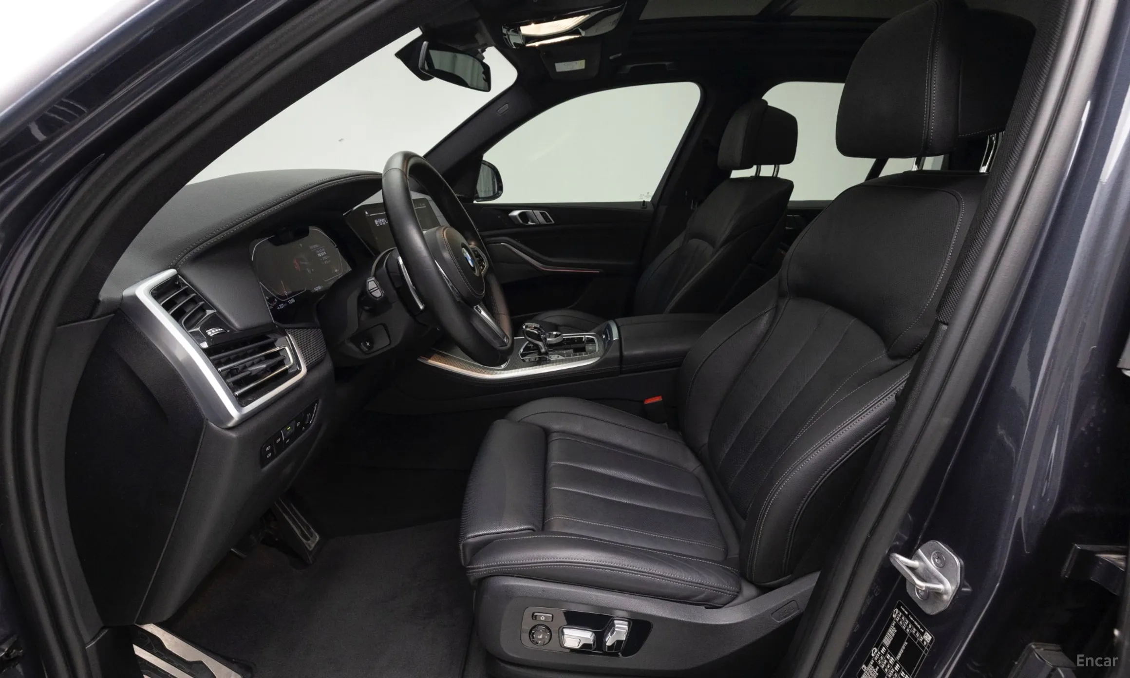 BMW X5 (G05) превью 12