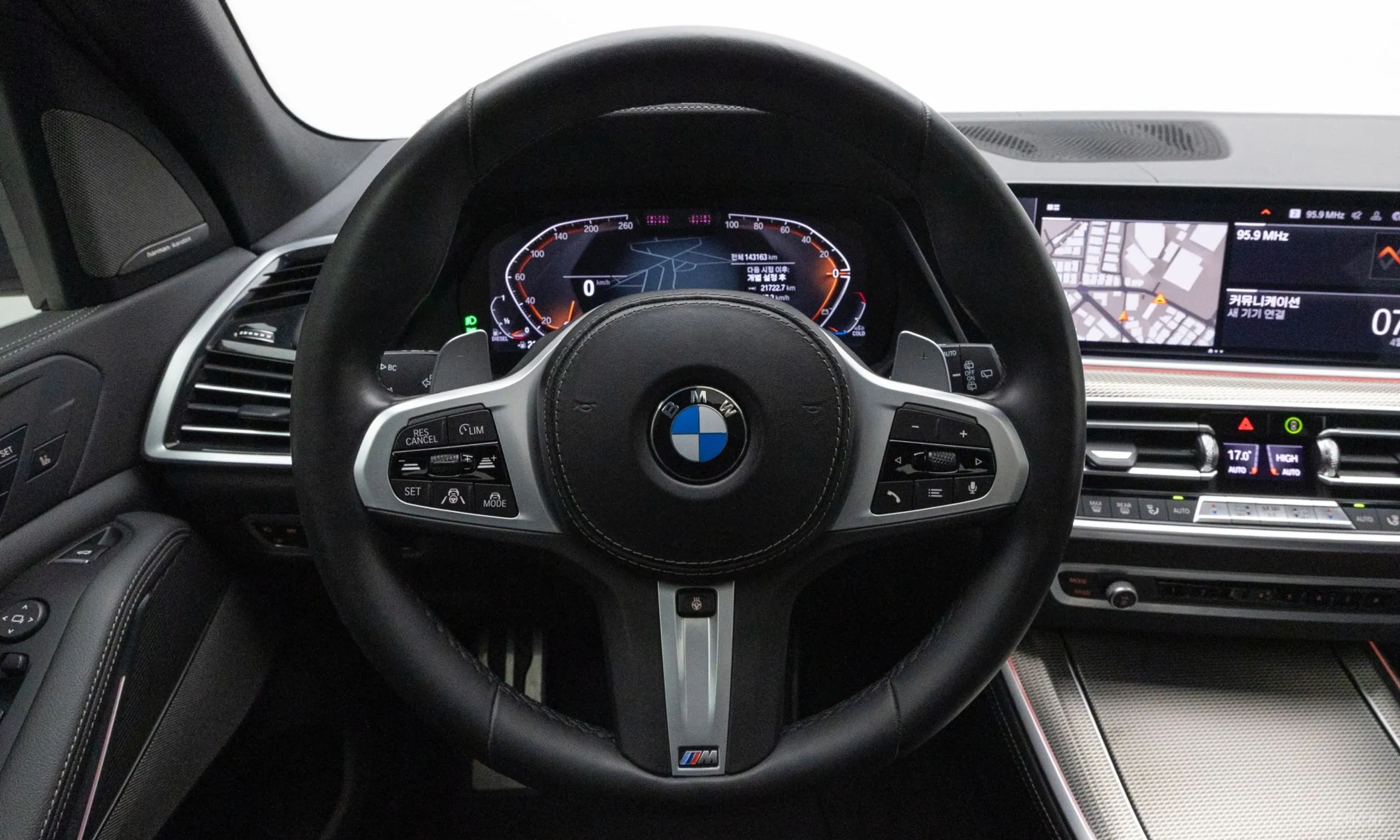 BMW X5 (G05) превью 20