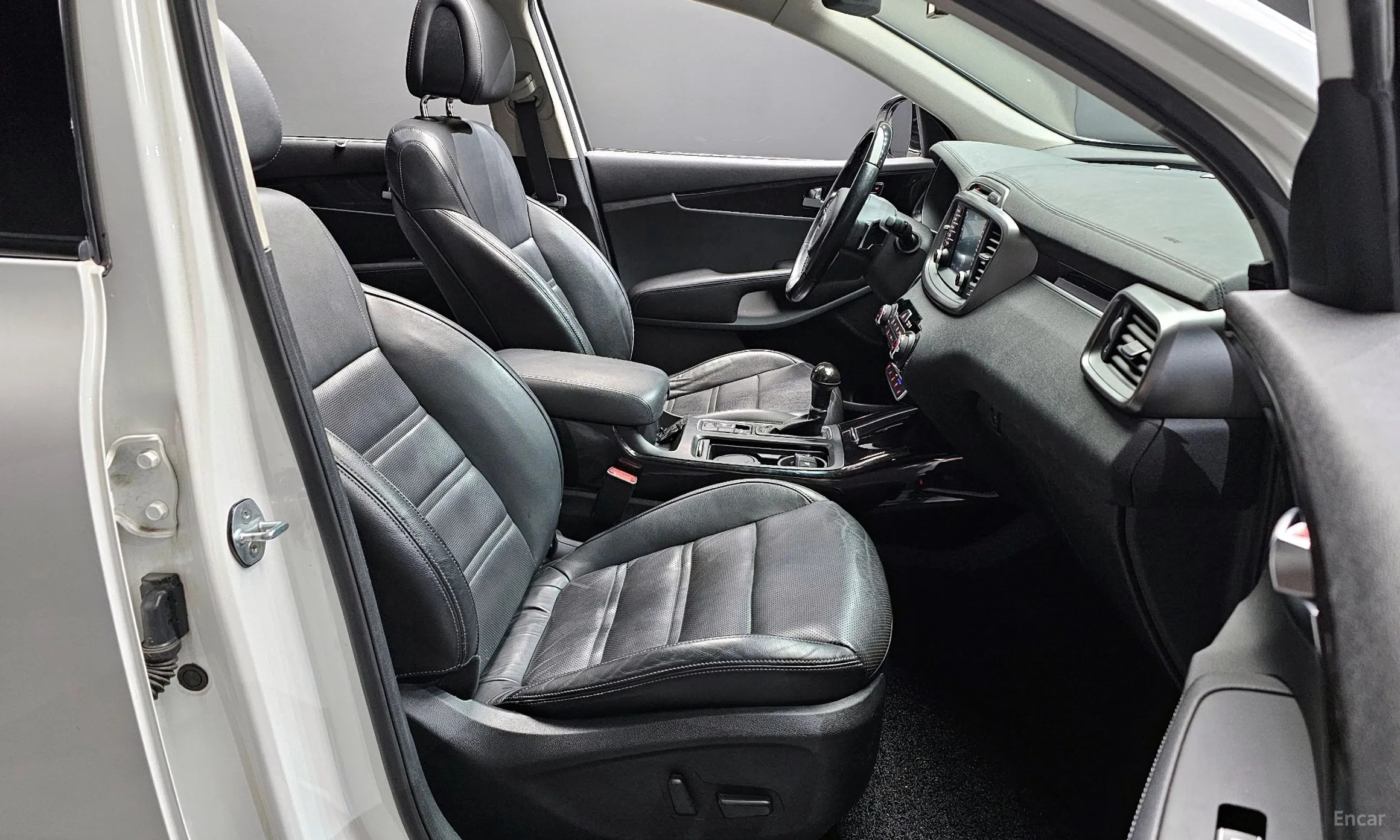 Kia Sorento превью 11