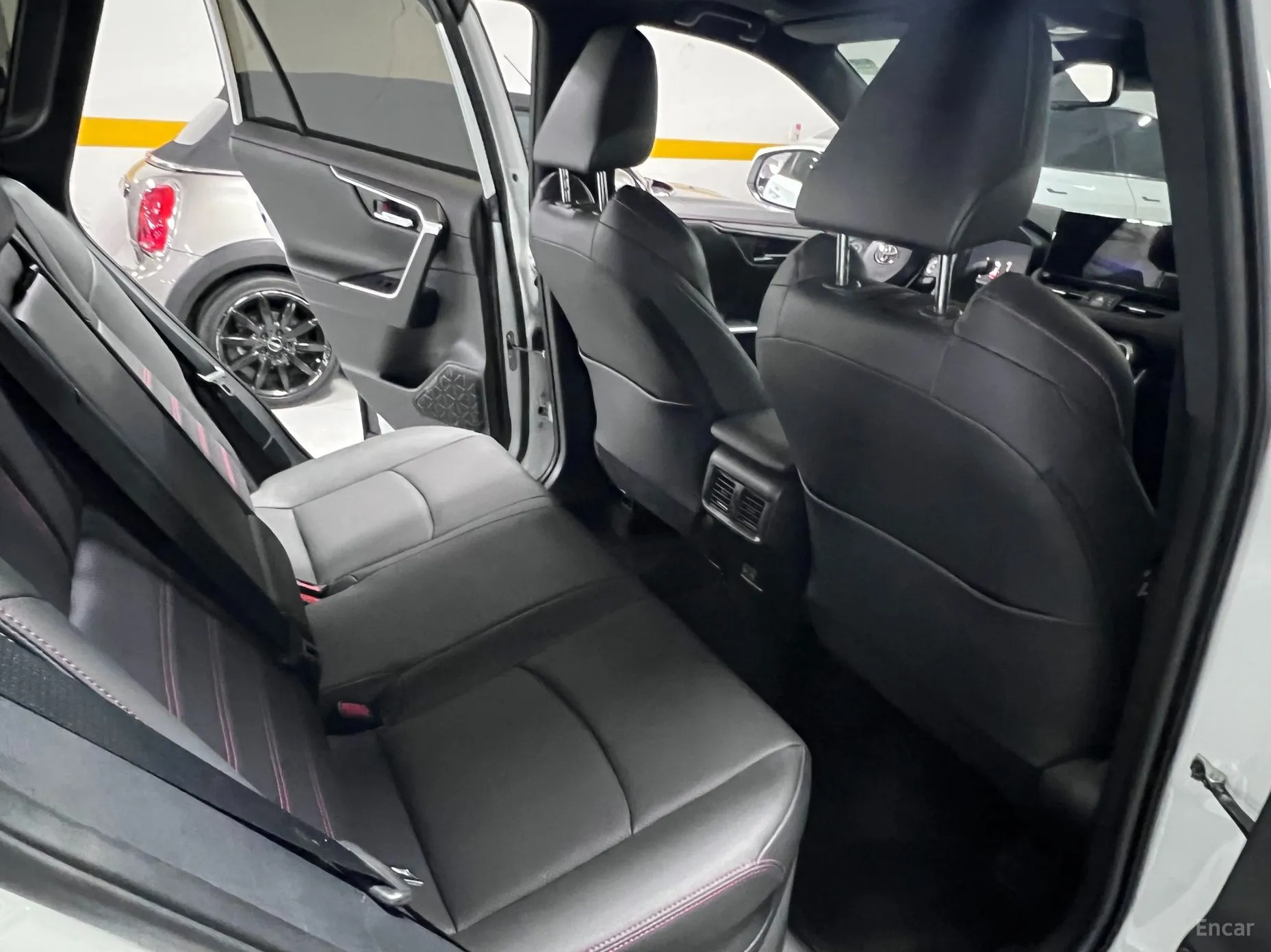 Toyota RAV4 5th Generation превью 10