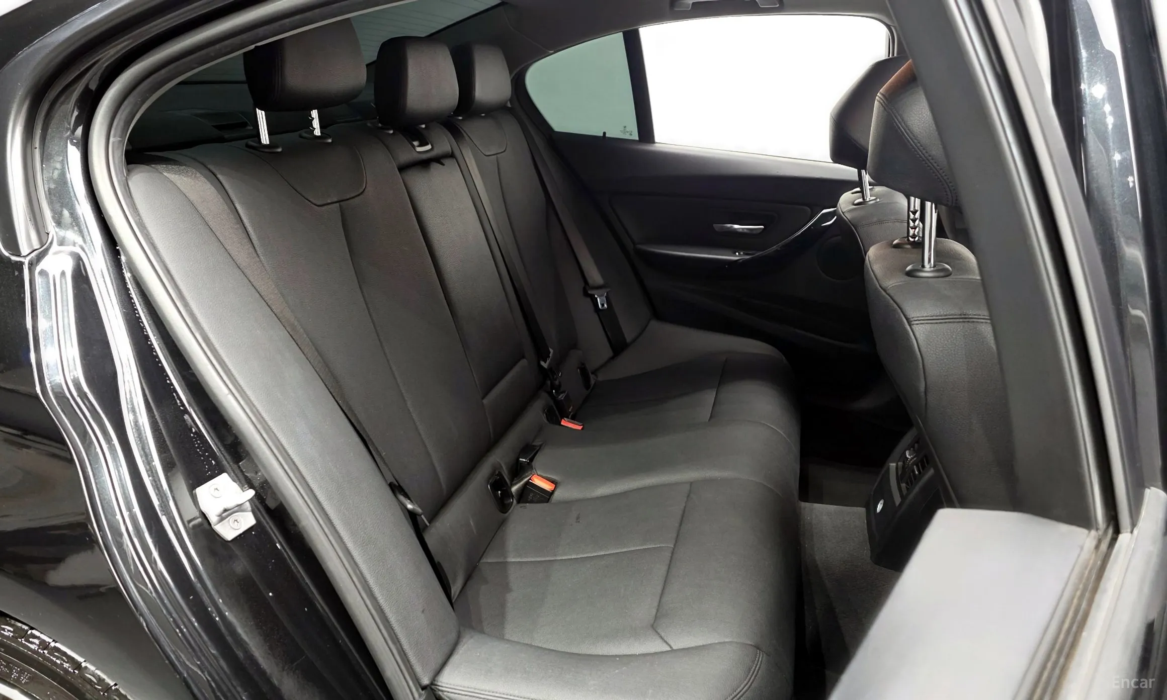 BMW 3 Series (F30) превью 12