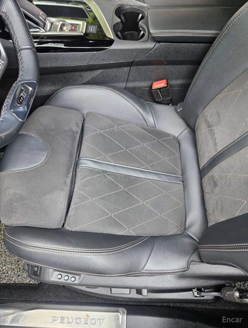 Peugeot 3008 2nd generation превью 10