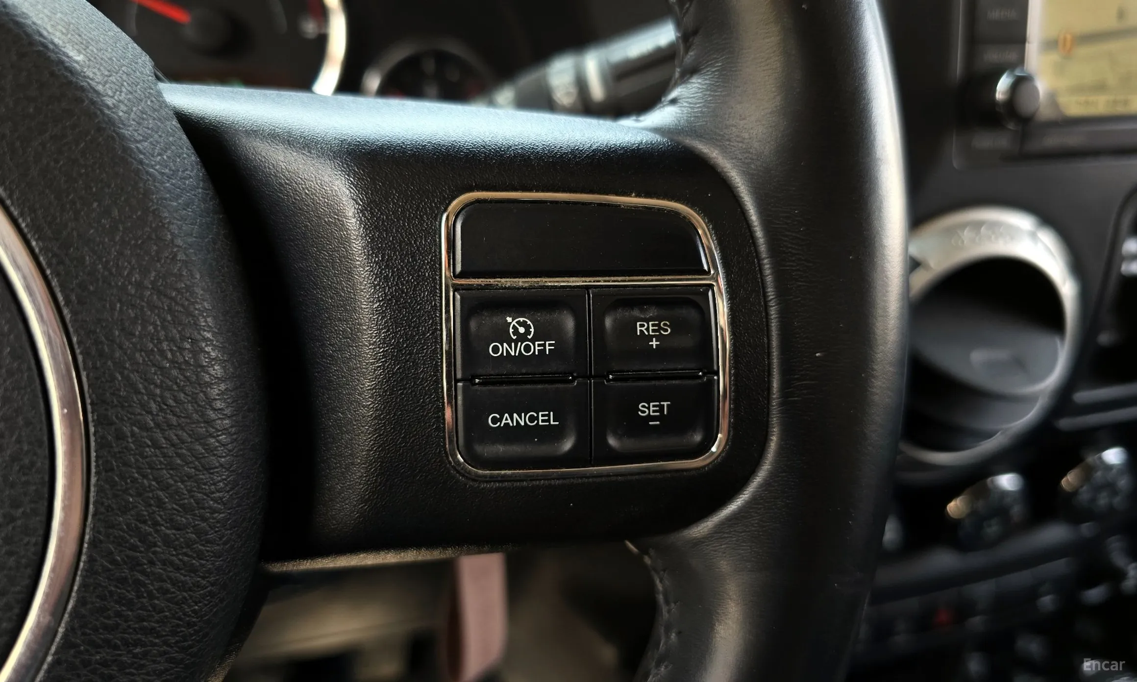 Jeep Wrangler (JK) превью 17