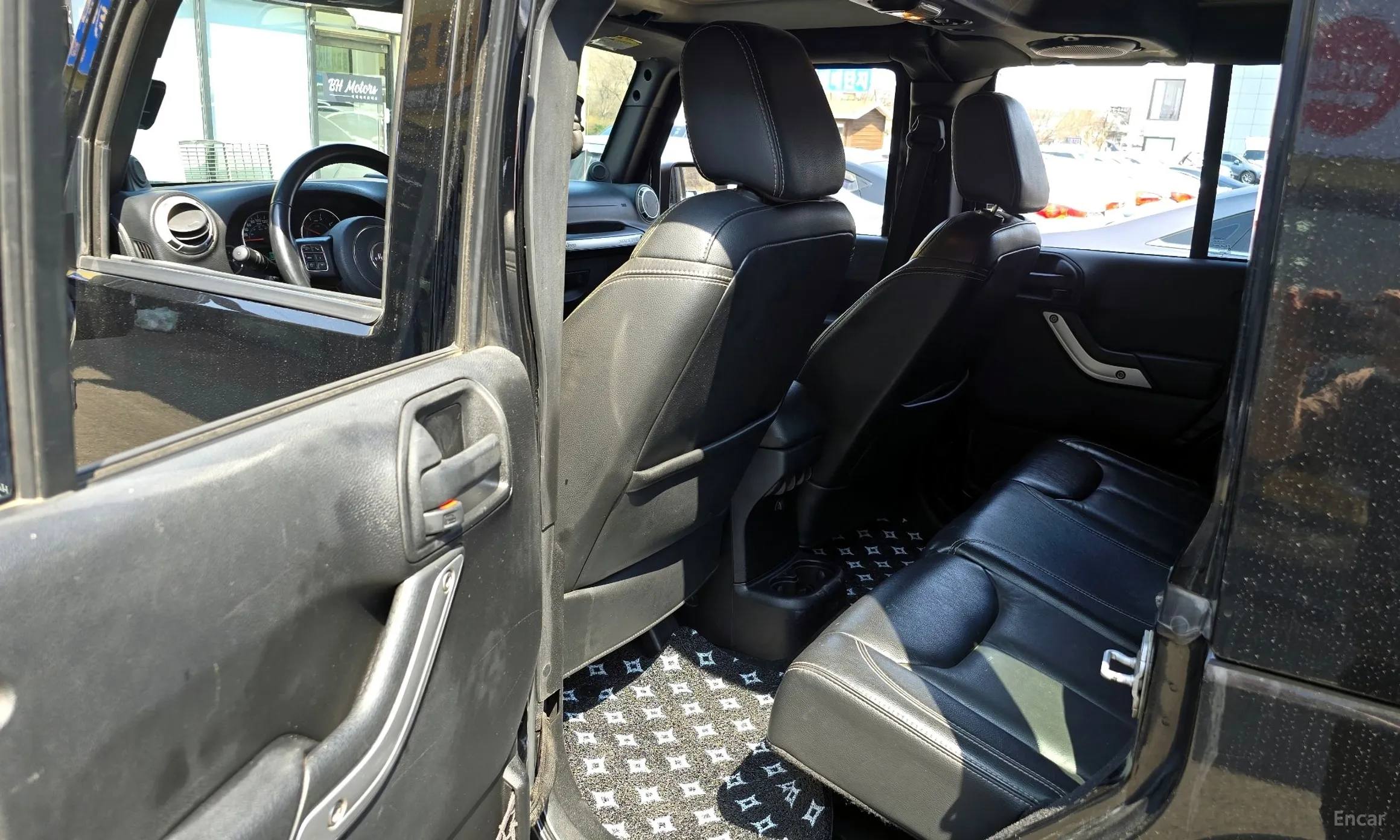 Jeep Wrangler (JK) превью 19