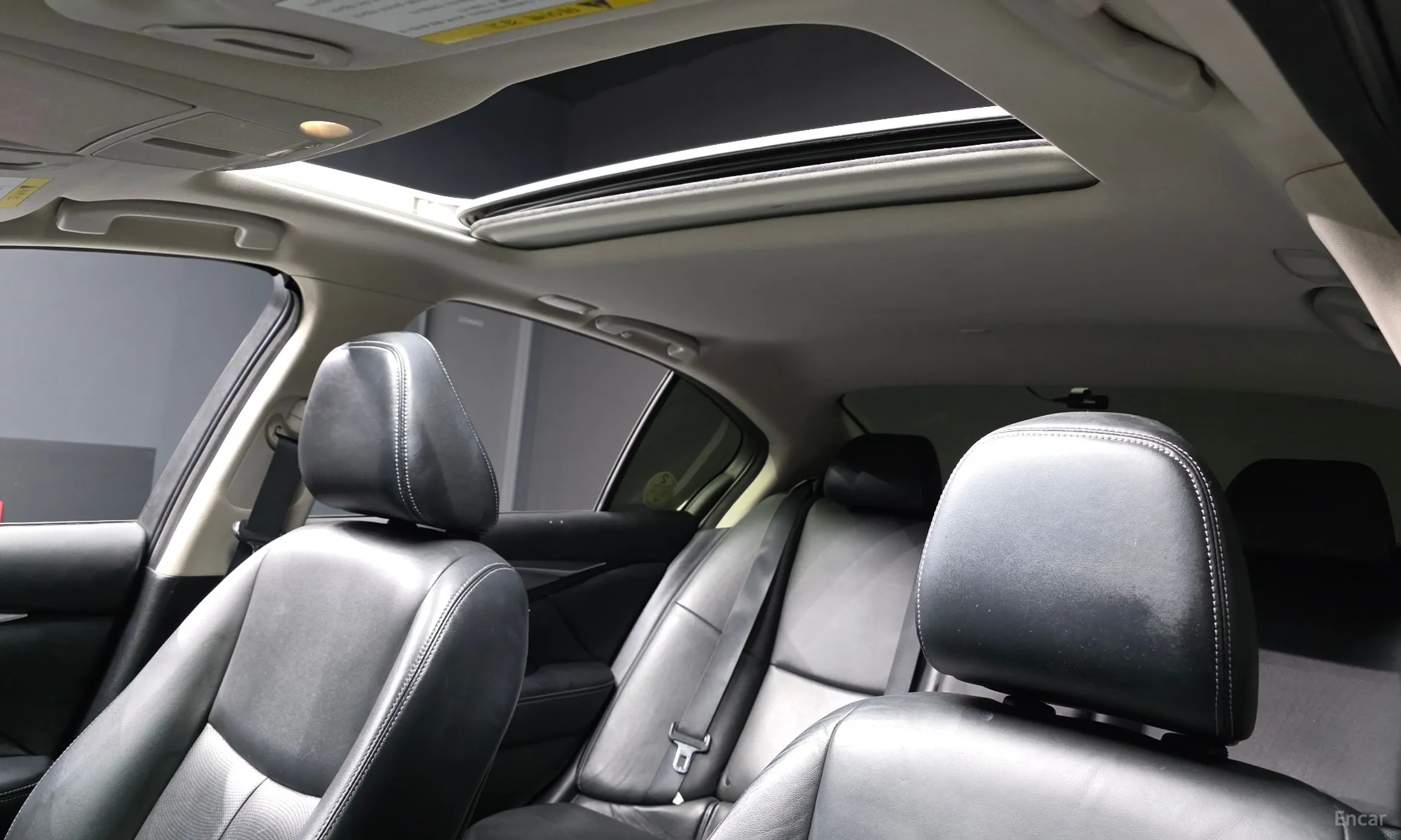 Infiniti Q50 превью 19