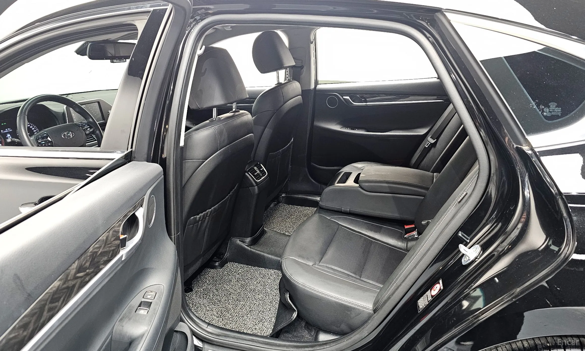 Hyundai Grandeur IG превью 11