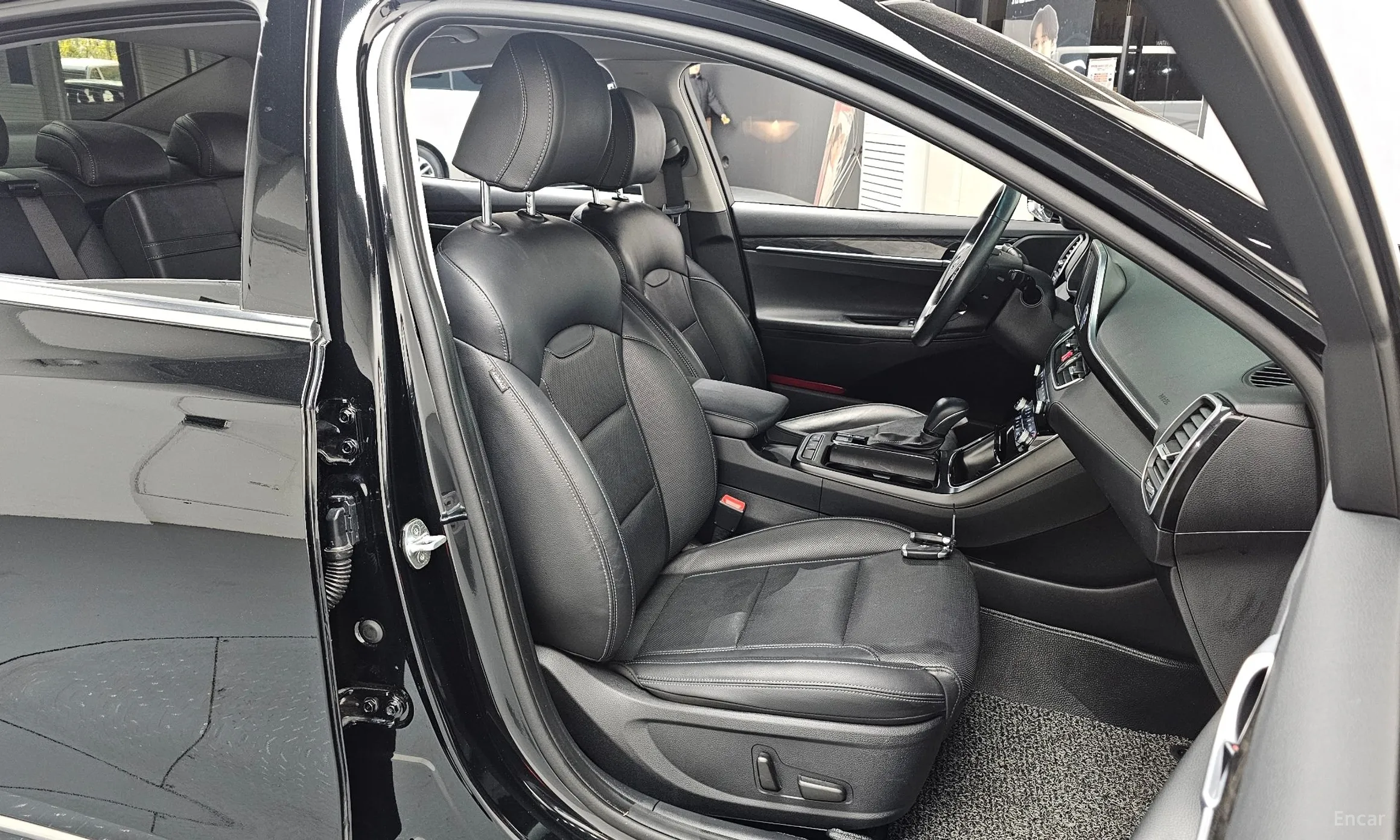 Hyundai Grandeur IG превью 12