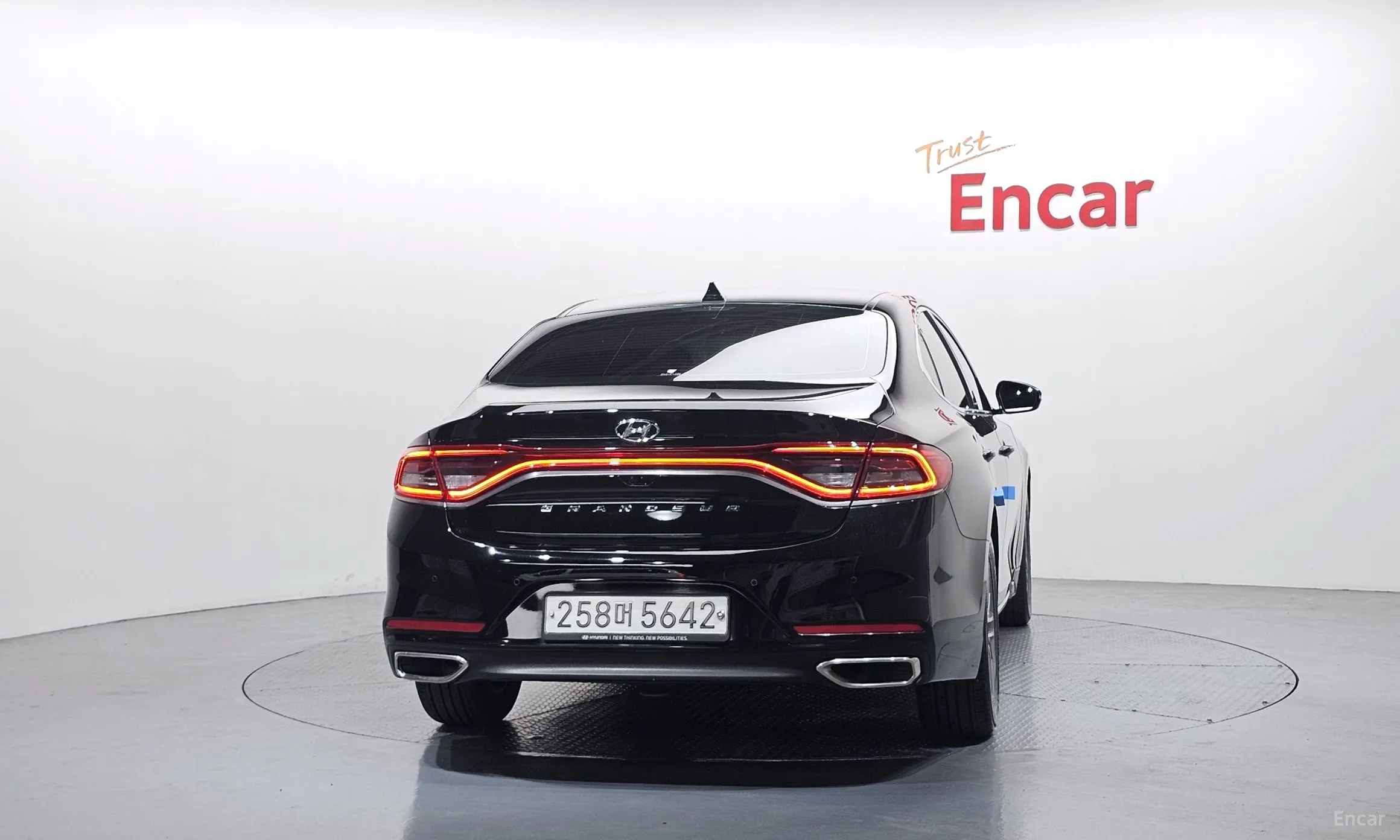 Hyundai Grandeur IG превью 4