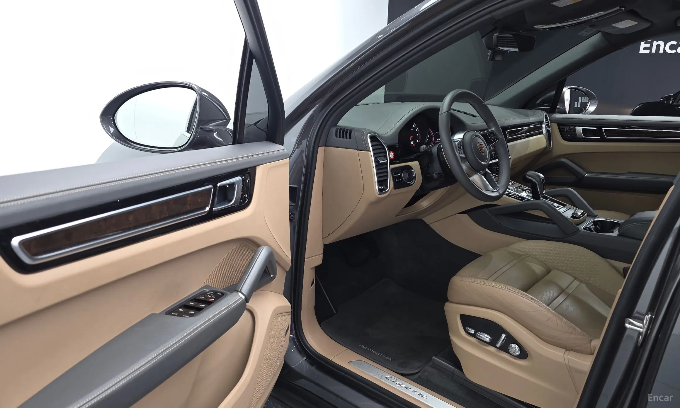 Porsche Cayenne (PO536) превью 11